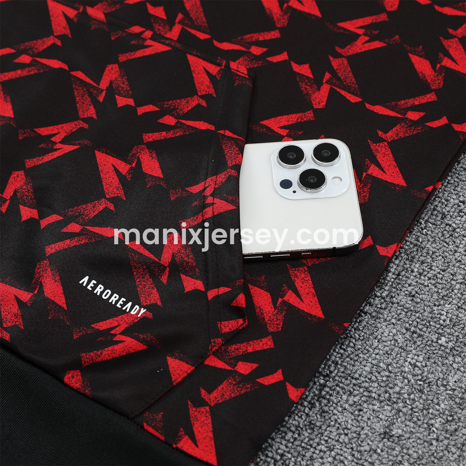 ManixJersey.com | Manchester United 24-25 Pre-Match Home Traning Hoodie Set - Red Top and Black Pants -Customize Name, Number and Patch | Worldwide Shipping