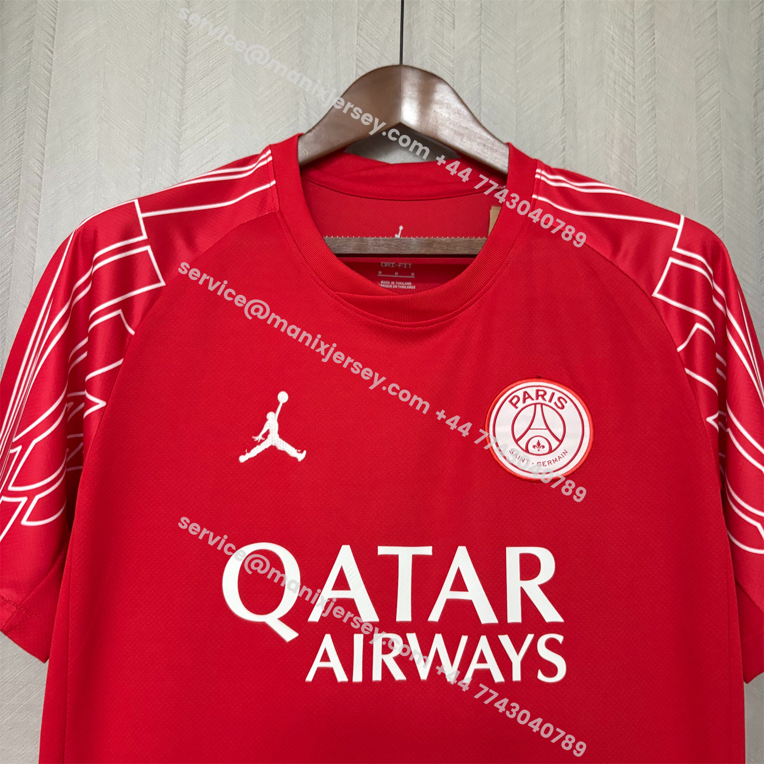 ManixJersey.com | Paris Saint-Germain PSG 25-26 Red Training Jersey - Fans Version -Customize Name, Number and Patch | Worldwide Shipping
