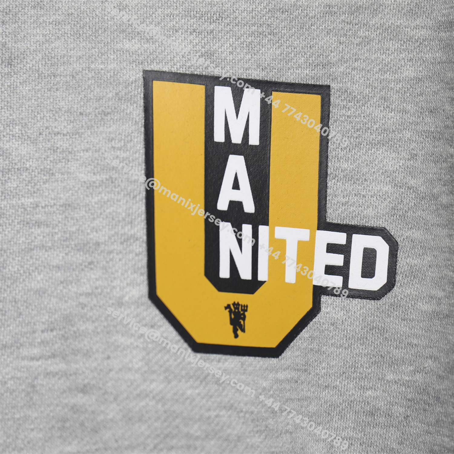 ManixJersey.com | Manchester United 25-26 Pure Color Training Set - Grey Top and Grey Pants -Customize Name, Number and Patch | Worldwide Shipping