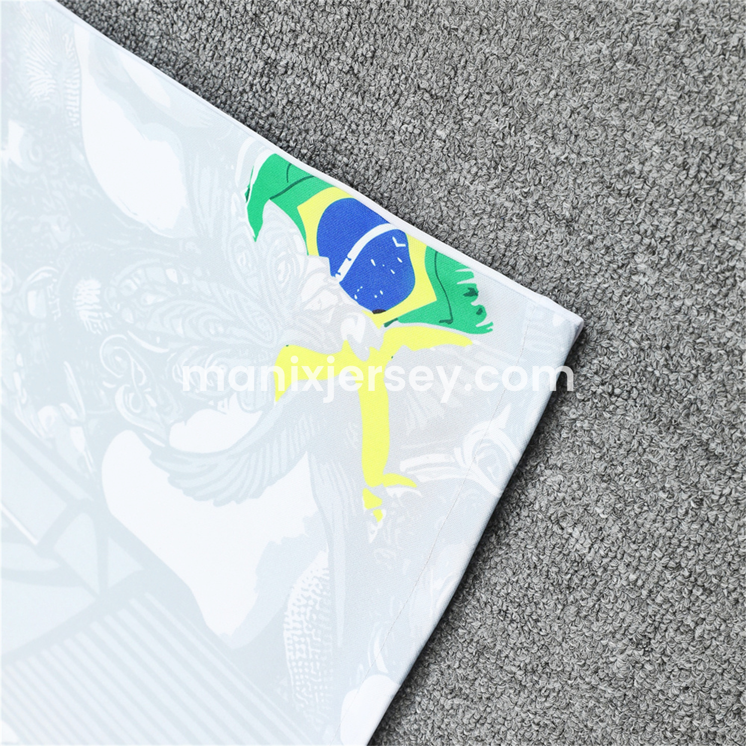 ManixJersey.com | Brazil 25-26 White Jesus Statue Vest Training Set - White Vest & Black Shorts -Customize Name, Number and Patch | Worldwide Shipping