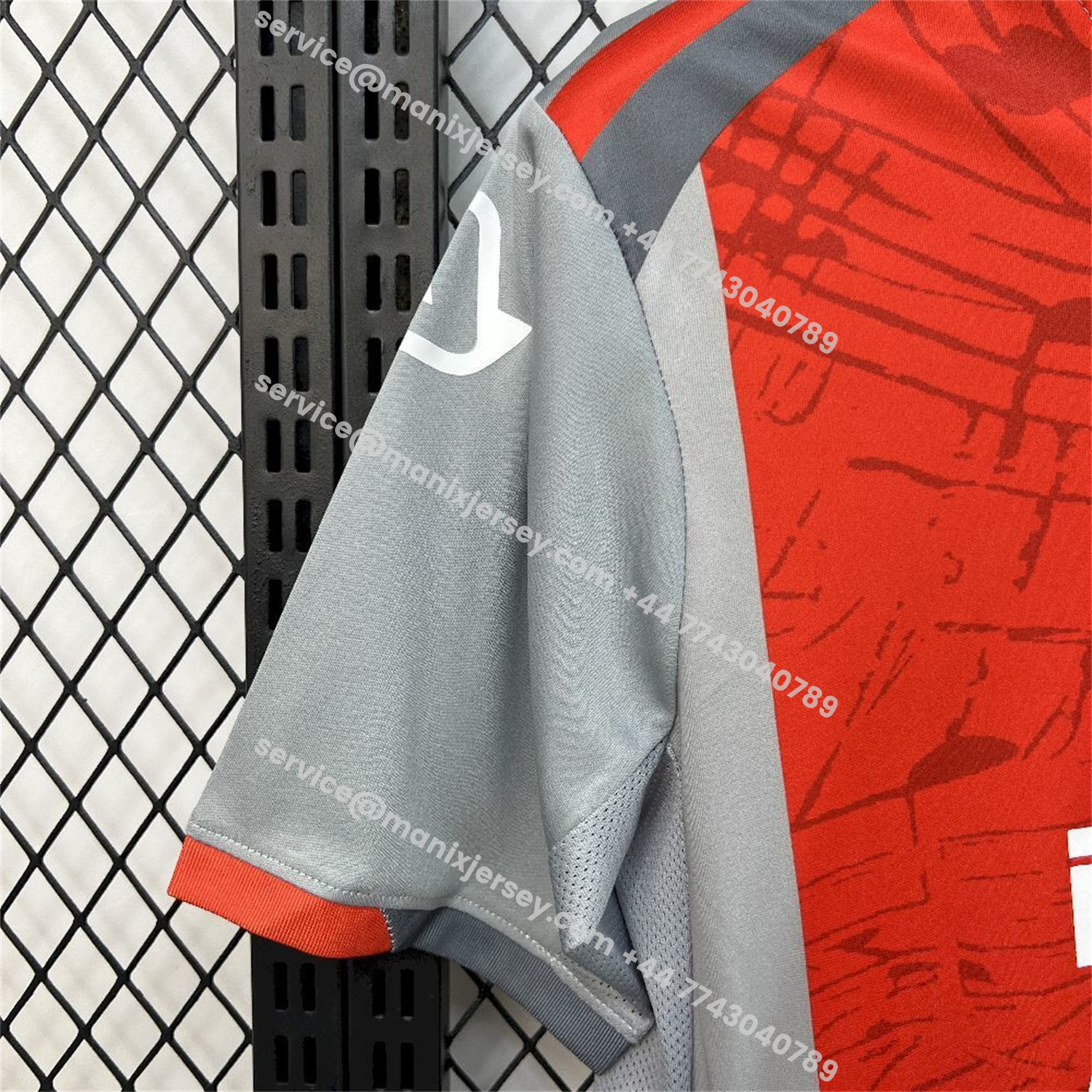 ManixJersey.com | Cremonese 25-26 Home Jersey - Fans Version -Customize Name, Number and Patch | Worldwide Shipping