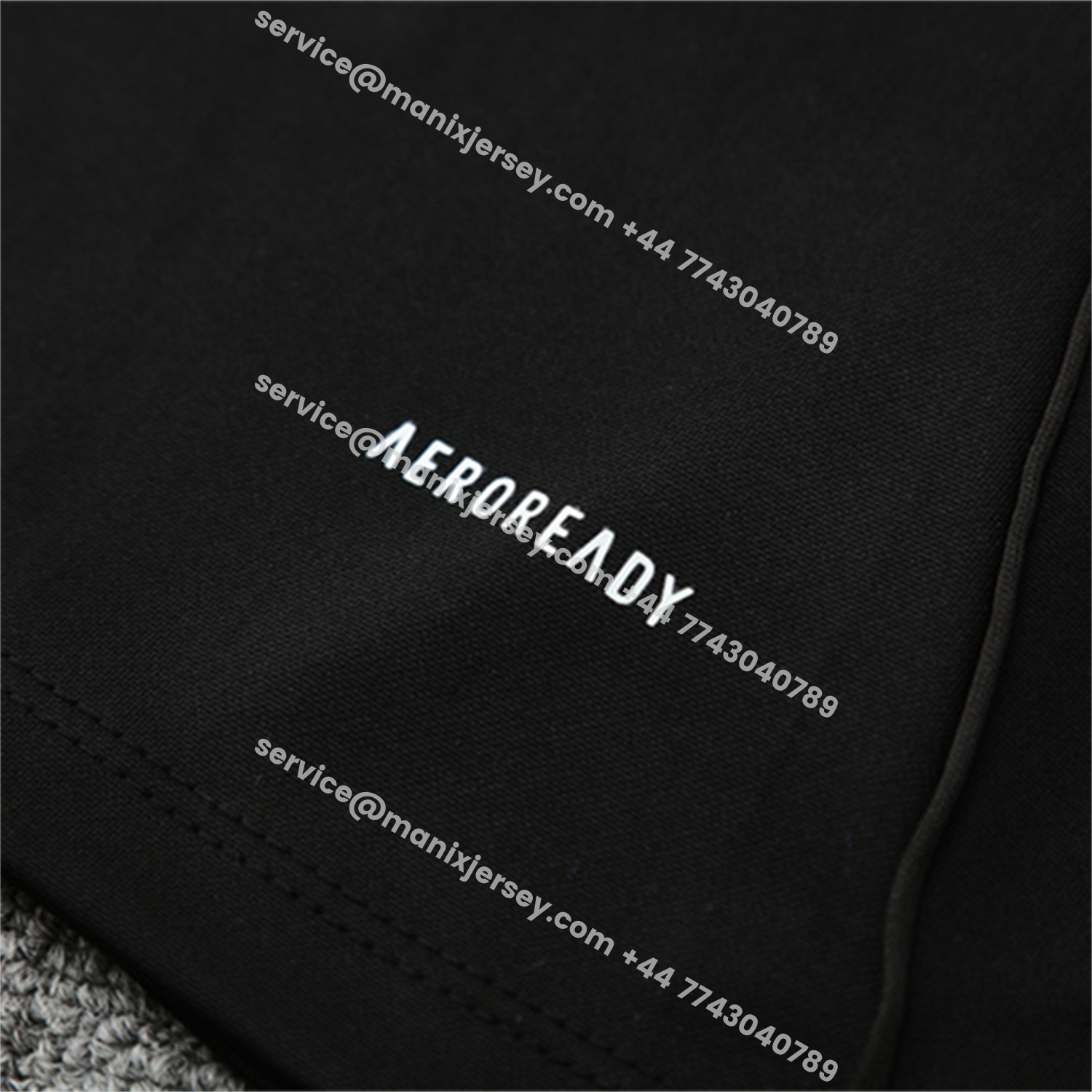 ManixJersey.com | Liver.pool 25-26 Long Sleeve Training Set - Black Top & Black Pants -Customize Name, Number and Patch | Worldwide Shipping