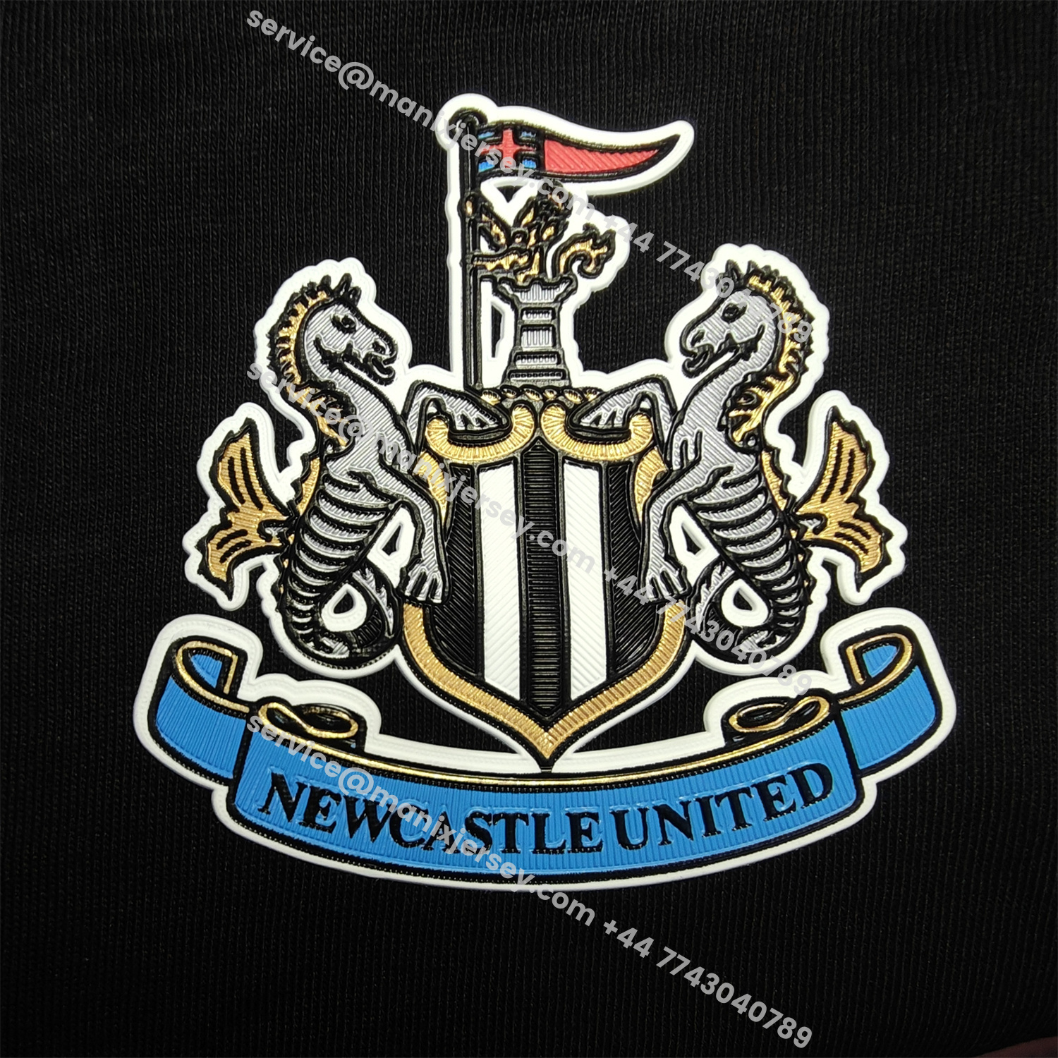 ManixJersey.com | Newcastle United 25-26 Home Unisex Pullover Hoodie -Customize Name, Number and Patch | Worldwide Shipping
