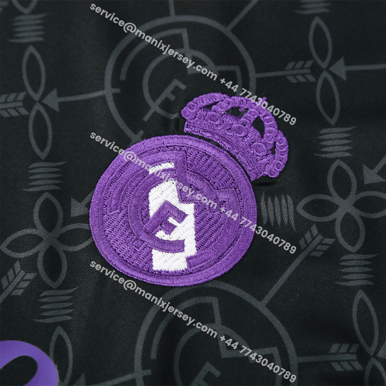 ManixJersey.com | Real Madrid 25-26 Short-Sleeve Training Set - Blue Edge Black Top & Black Shorts -Customize Name, Number and Patch | Worldwide Shipping