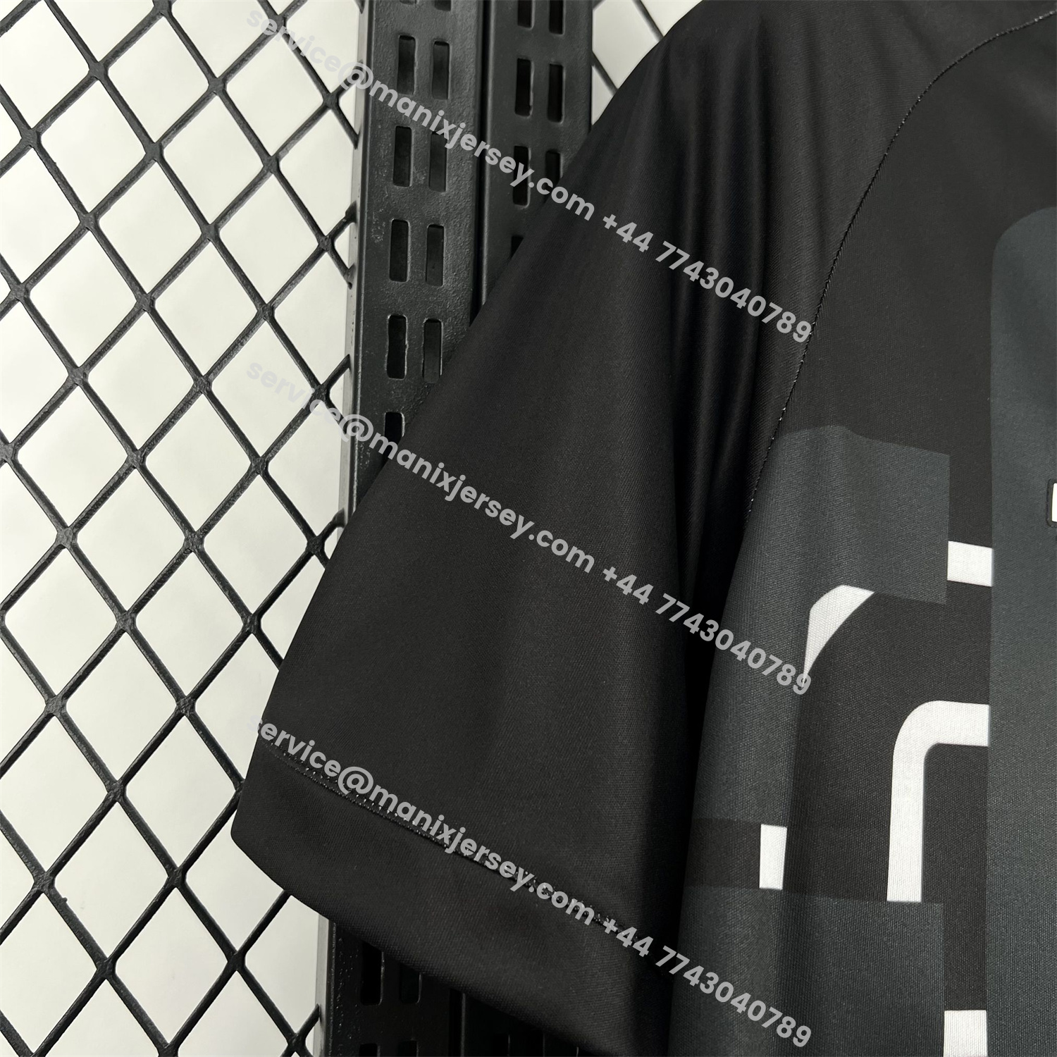 Santa Cruz 26-27 Pre-Match Black With White Lines Jersey - Fans Version:football jersey mysite: unitedjerseyfootball 邓江浪:football