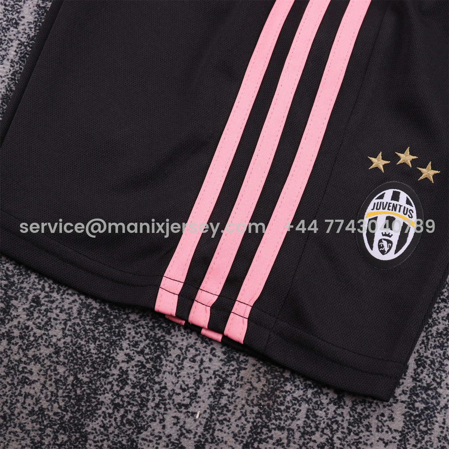 ManixJersey.com | Retro Juventus 2015-16 Away Kids Kit -Customize Name, Number and Patch | Worldwide Shipping