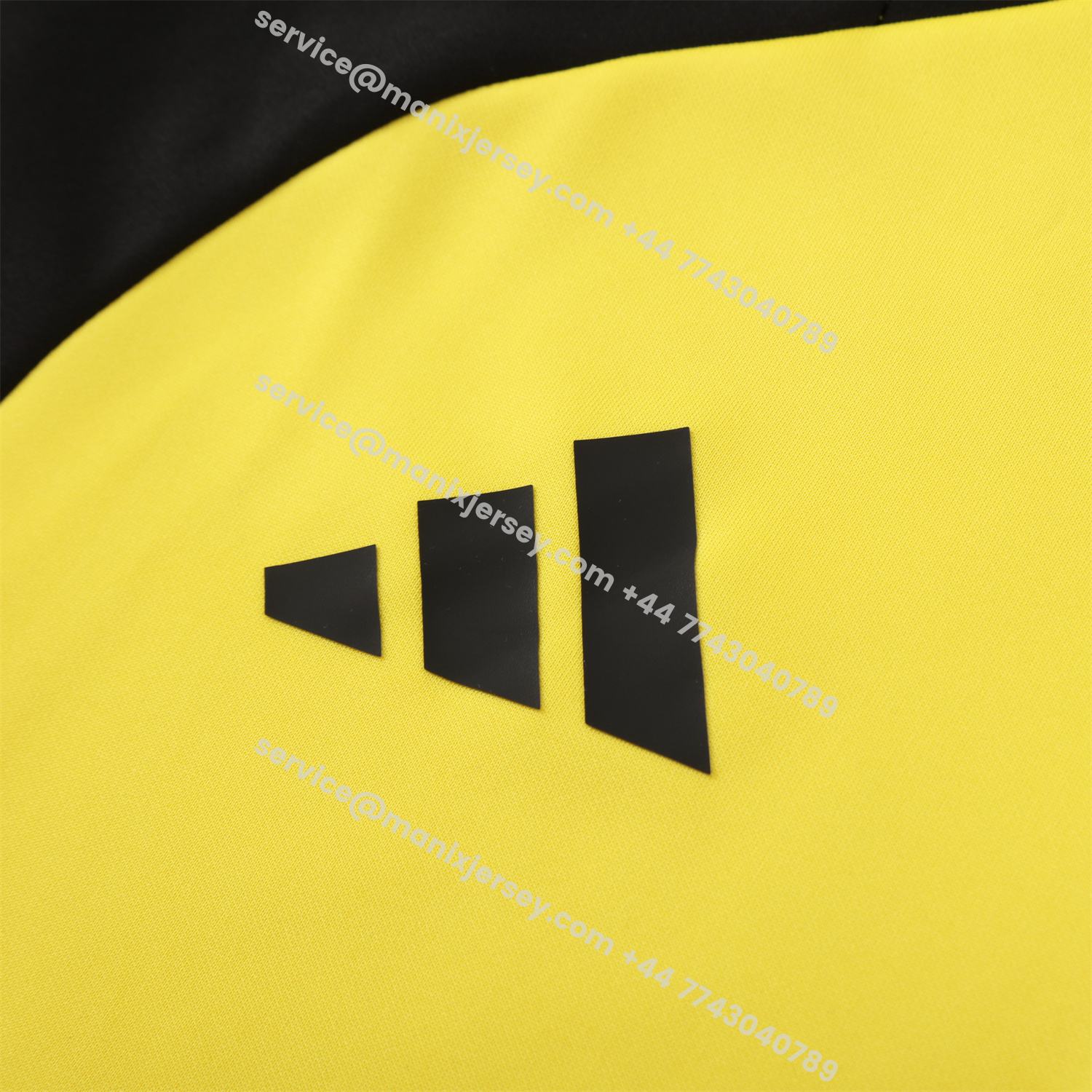 ManixJersey.com | Atletico Mineiro 25-26 Long Sleeve Training Set - Yellow Top & Black Pants -Customize Name, Number and Patch | Worldwide Shipping