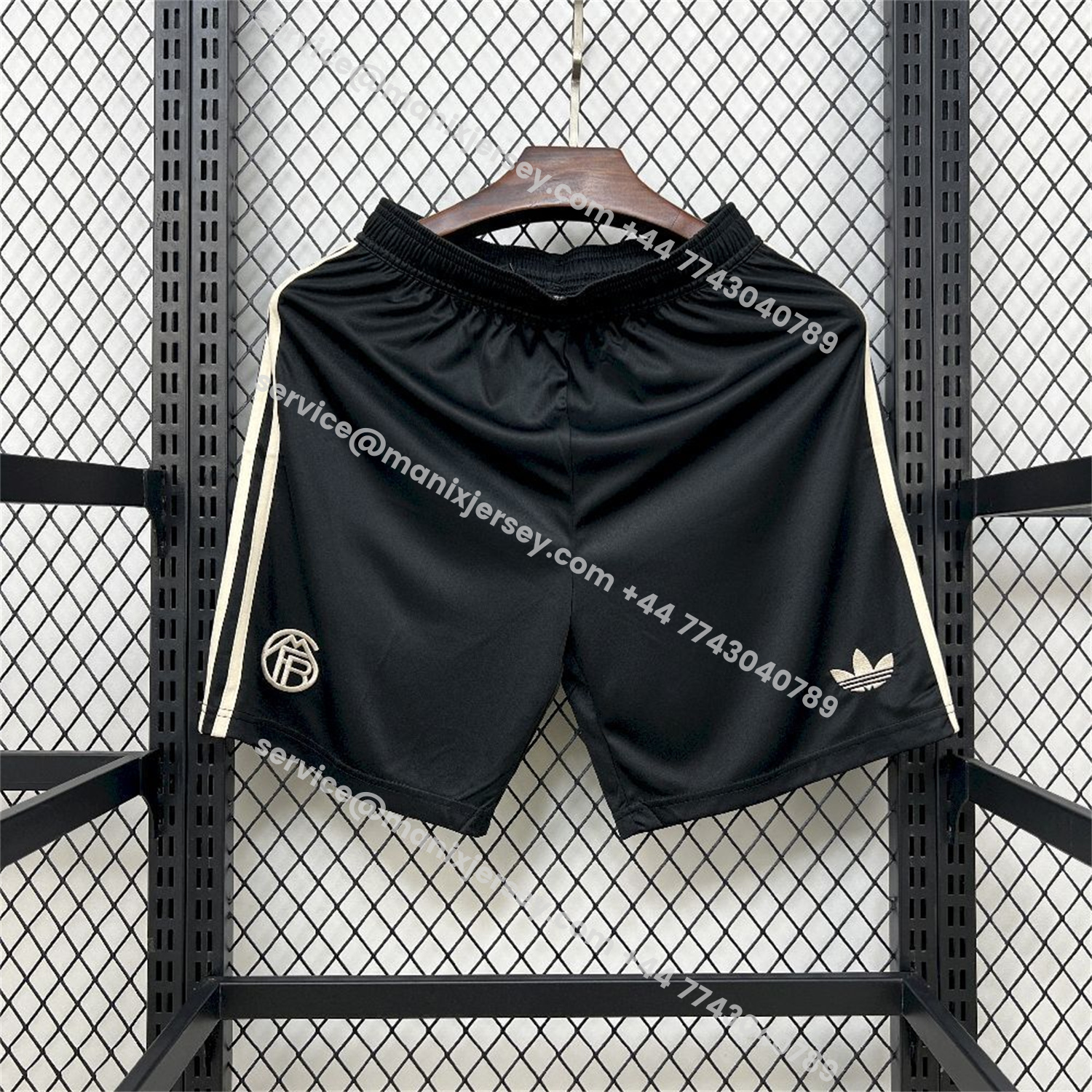 ManixJersey.com | Bayern Munich 25-26 Third Black Shorts - Fans Version -Customize Name, Number and Patch | Worldwide Shipping