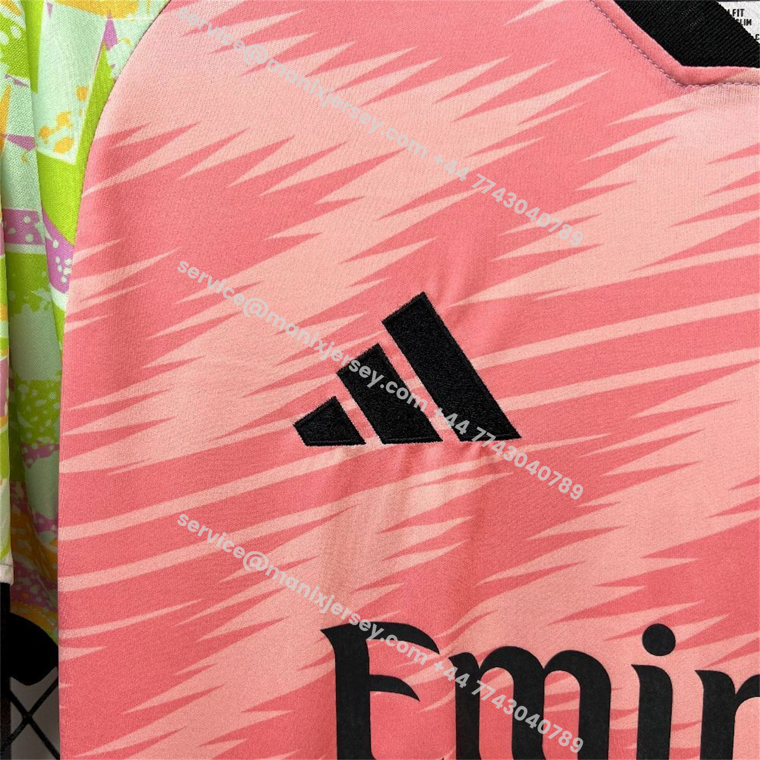 ManixJersey.com | Real Madrid 25-26 Pink And Green Pre-Match Training Jersey - Fans Version -Customize Name, Number and Patch | Worldwide Shipping