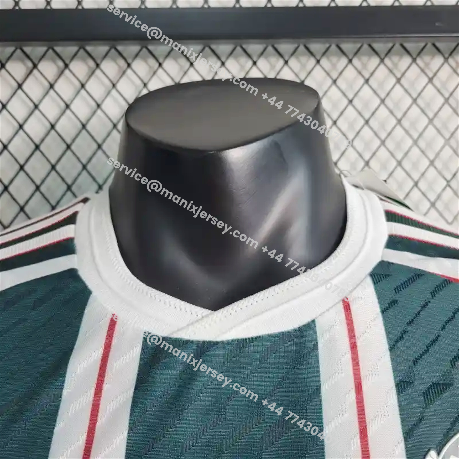 ManixJersey.com | Retro Manchester United 2023-24 Away Green Jersey - Player Version -Customize Name, Number and Patch | Worldwide Shipping