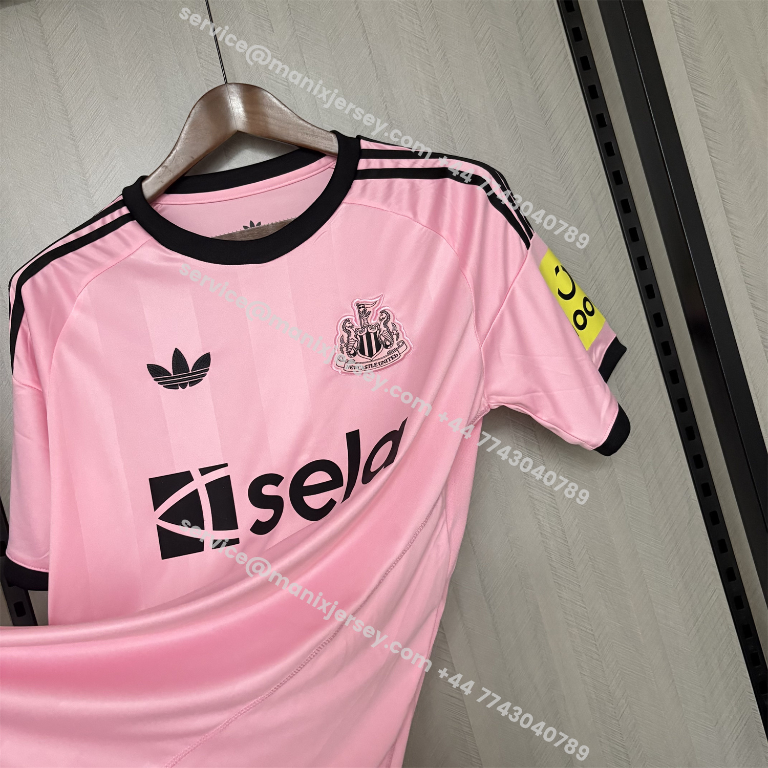 ManixJersey.com | Newcastle United 25-26 Pink Special Jersey - Fans Version -Customize Name, Number and Patch | Worldwide Shipping