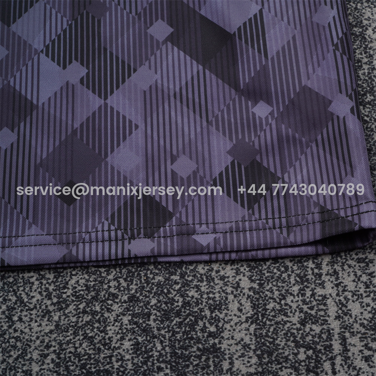 ManixJersey.com | Retro England 1990 Black Special Kids Kit -Customize Name, Number and Patch | Worldwide Shipping