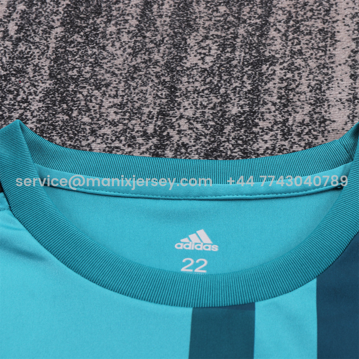 ManixJersey.com | Retro Real Madrid 17-18 Third Long Sleeves Kids Kit -Customize Name, Number and Patch | Worldwide Shipping