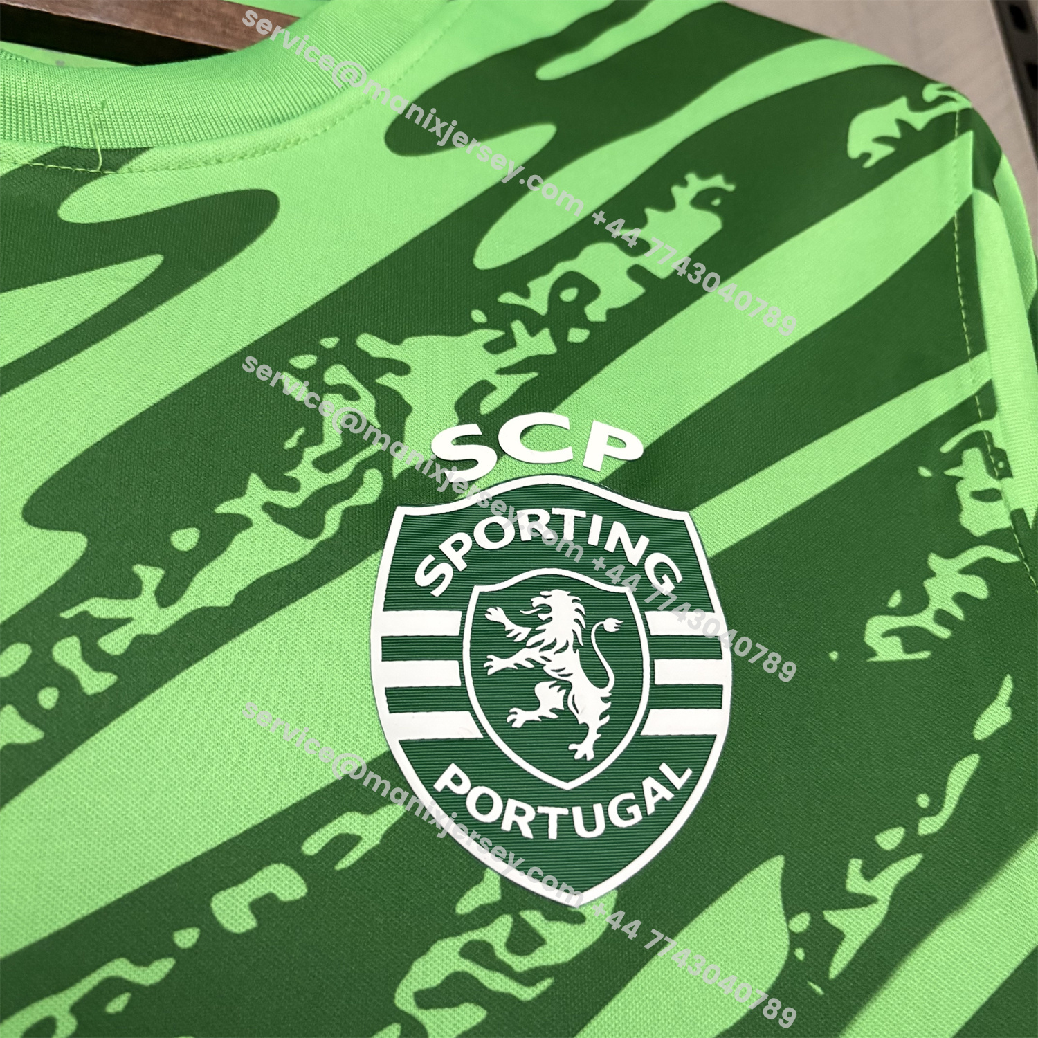 ManixJersey.com | Sporting CP 25-26 Green Goalkeeper Jersey - Fans Version -Customize Name, Number and Patch | Worldwide Shipping