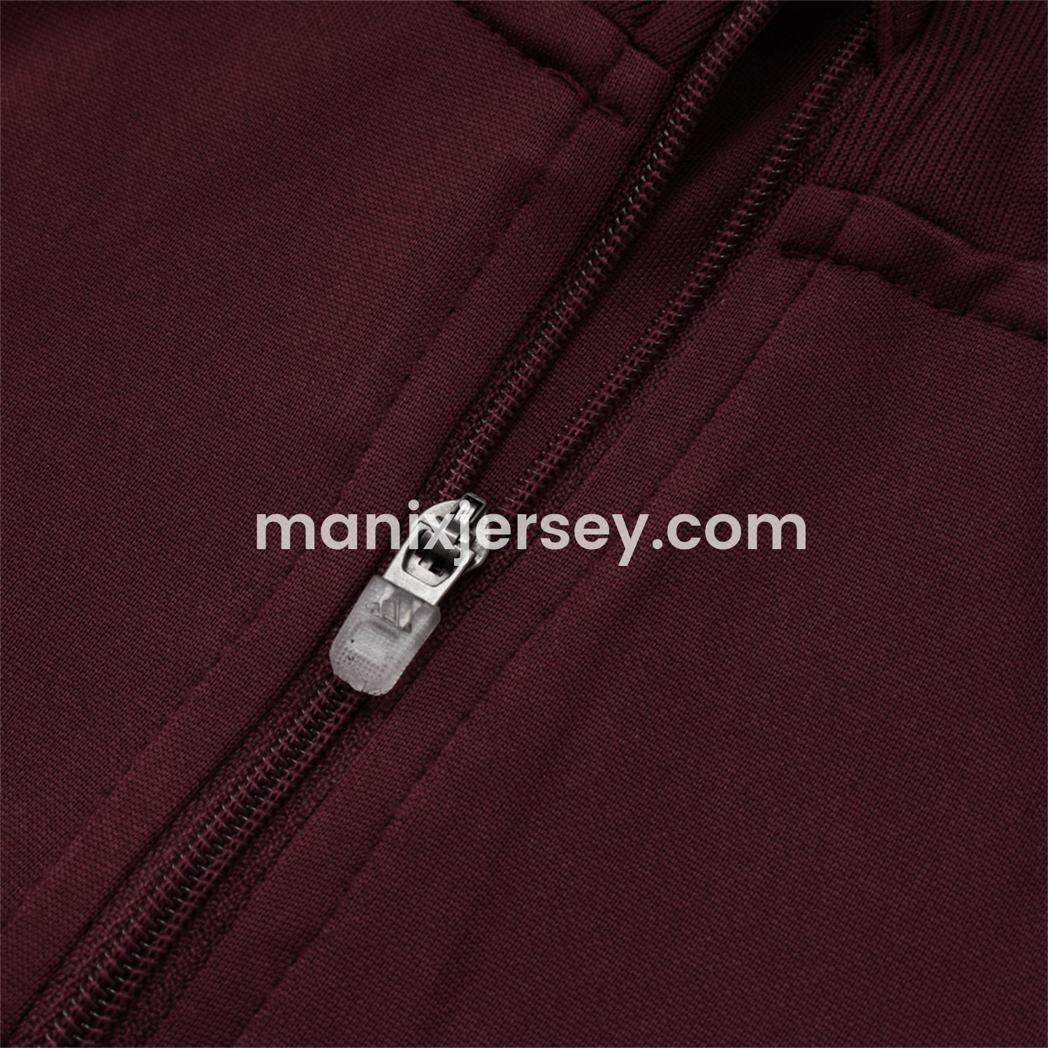 ManixJersey.com | Bayern Munich 25-26 Throwback Trefoil Long Sleeves Training Set - Deep Red -Customize Name, Number and Patch | Worldwide Shipping