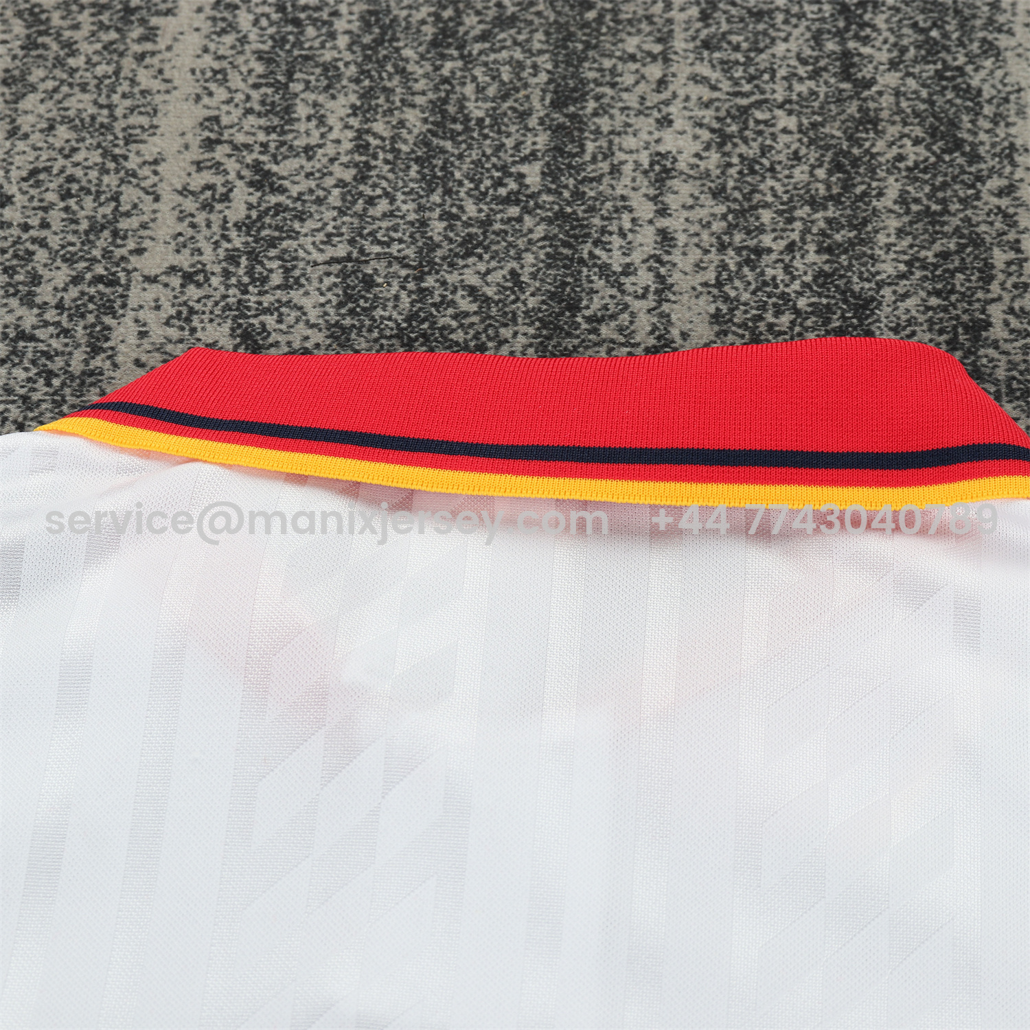 ManixJersey.com | Retro Spain 1994 Away Kids Kit -Customize Name, Number and Patch | Worldwide Shipping