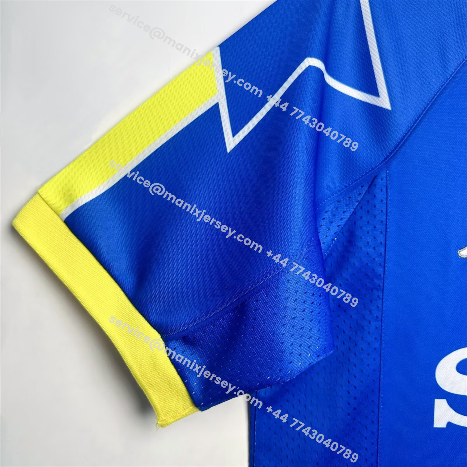 ManixJersey.com | Retro Juventus 1997-99 Third Jersey -Customize Name, Number and Patch | Worldwide Shipping