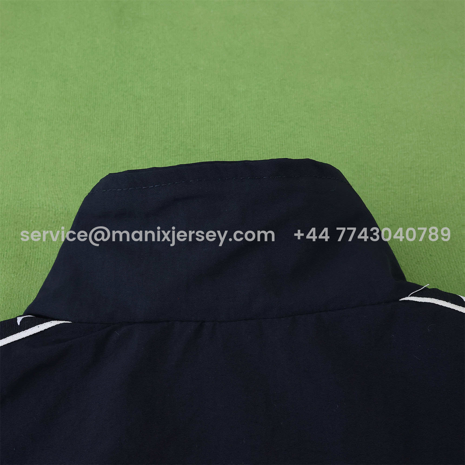 ManixJersey.com | Real Madrid 25-26 Throwback Windbreaker Jacket - Black -Customize Name, Number and Patch | Worldwide Shipping