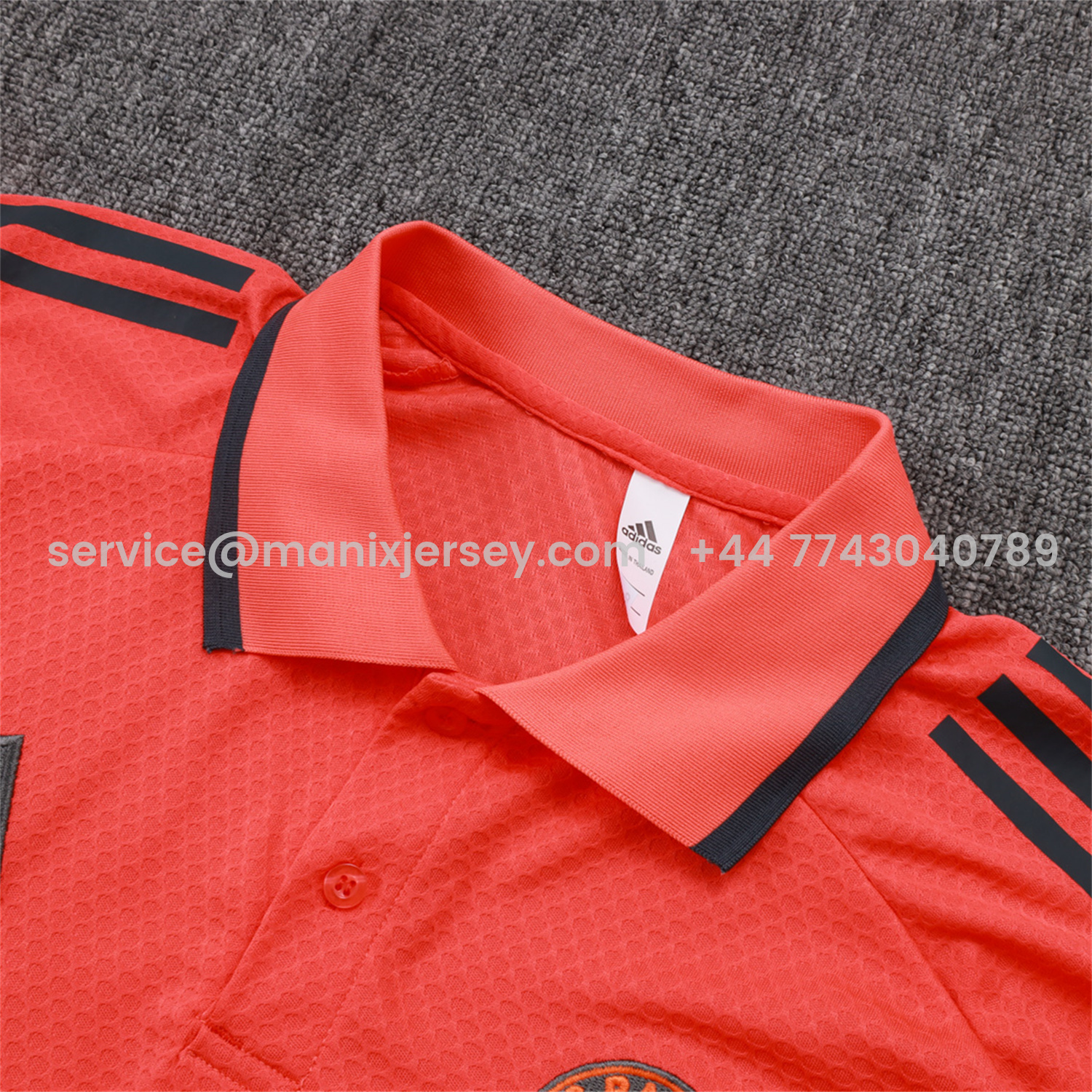 ManixJersey.com | Bayern Munich 25-26 POLO Short-Sleeve Training Set - Orange Top and Deep Grey Pants -Customize Name, Number and Patch | Worldwide Shipping