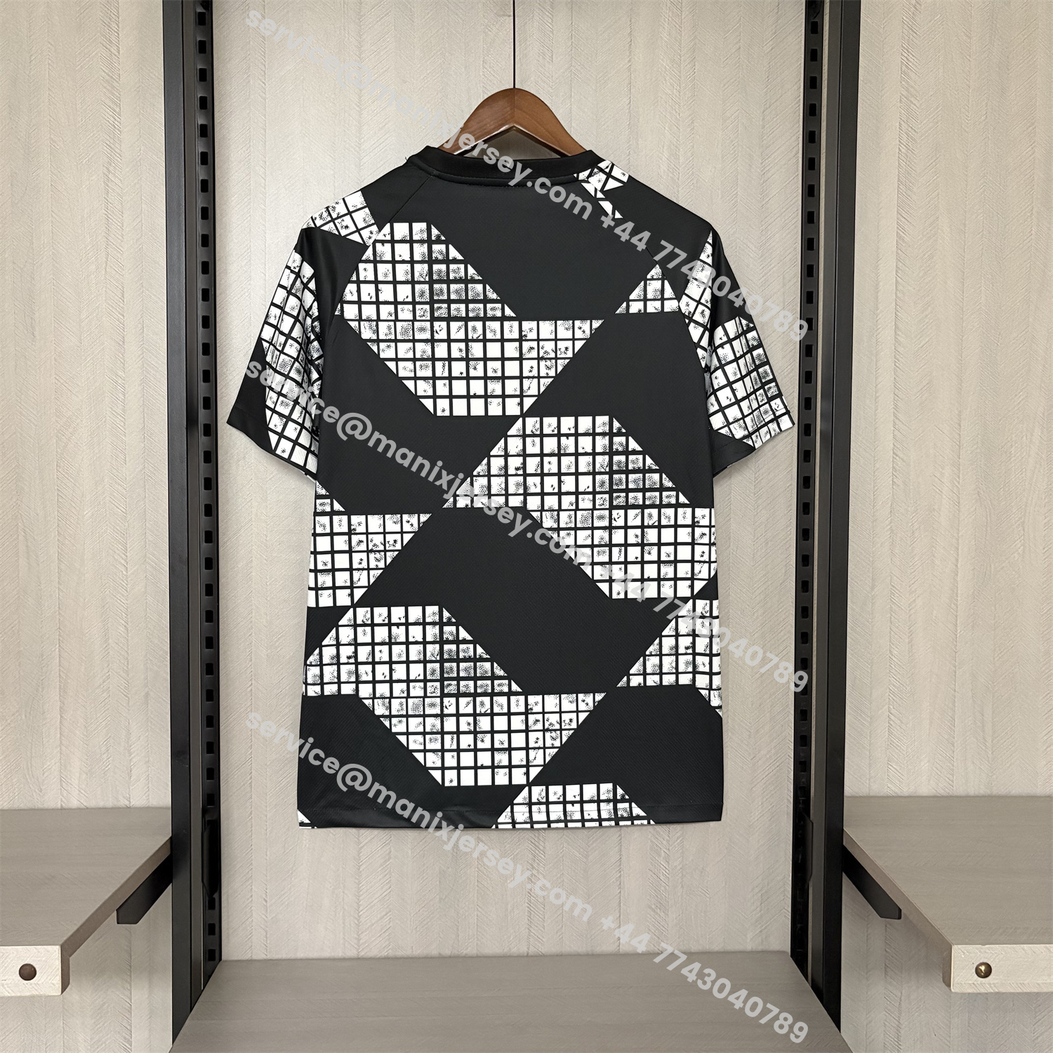 ManixJersey.com | Corinthians 2025-26 White And Black Pre-Match Jersey - Fans Version -Customize Name, Number and Patch | Worldwide Shipping