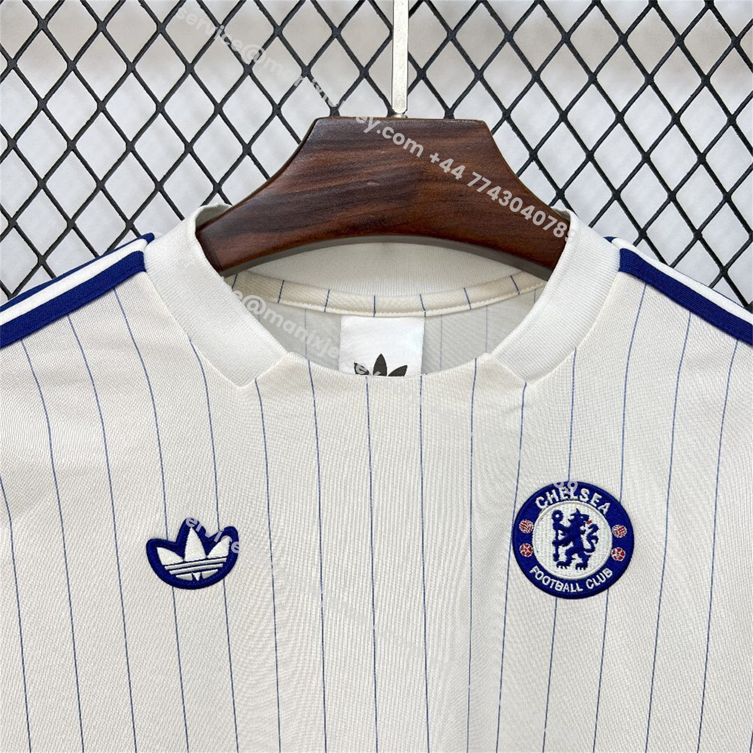 ManixJersey.com | C.H.E.L.S.E.A 25-26 Trefoil White Travel Jersey - Fans Version -Customize Name, Number and Patch | Worldwide Shipping