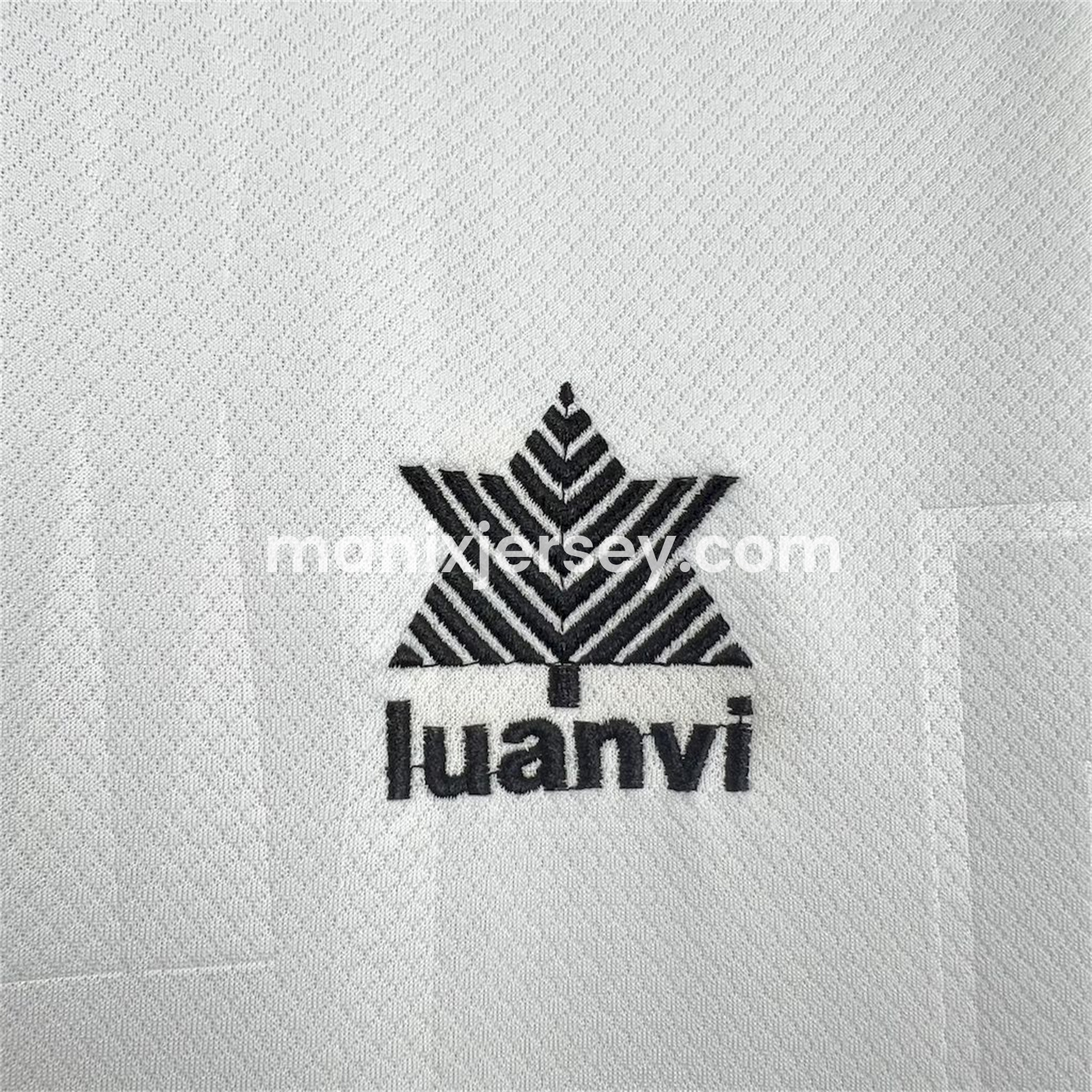 ManixJersey.com | Retro Valencia 1996-97 Home Jersey -Customize Name, Number and Patch | Worldwide Shipping