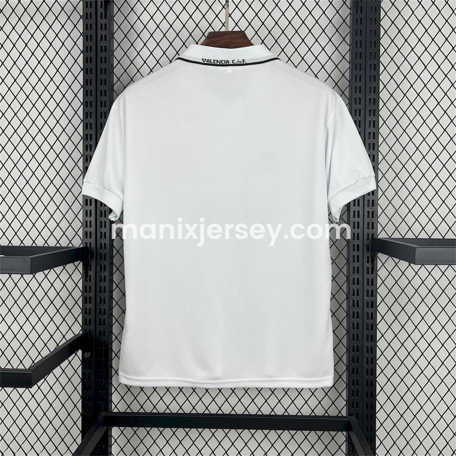 ManixJersey.com | Retro Valencia 1996-97 Home Jersey -Customize Name, Number and Patch | Worldwide Shipping