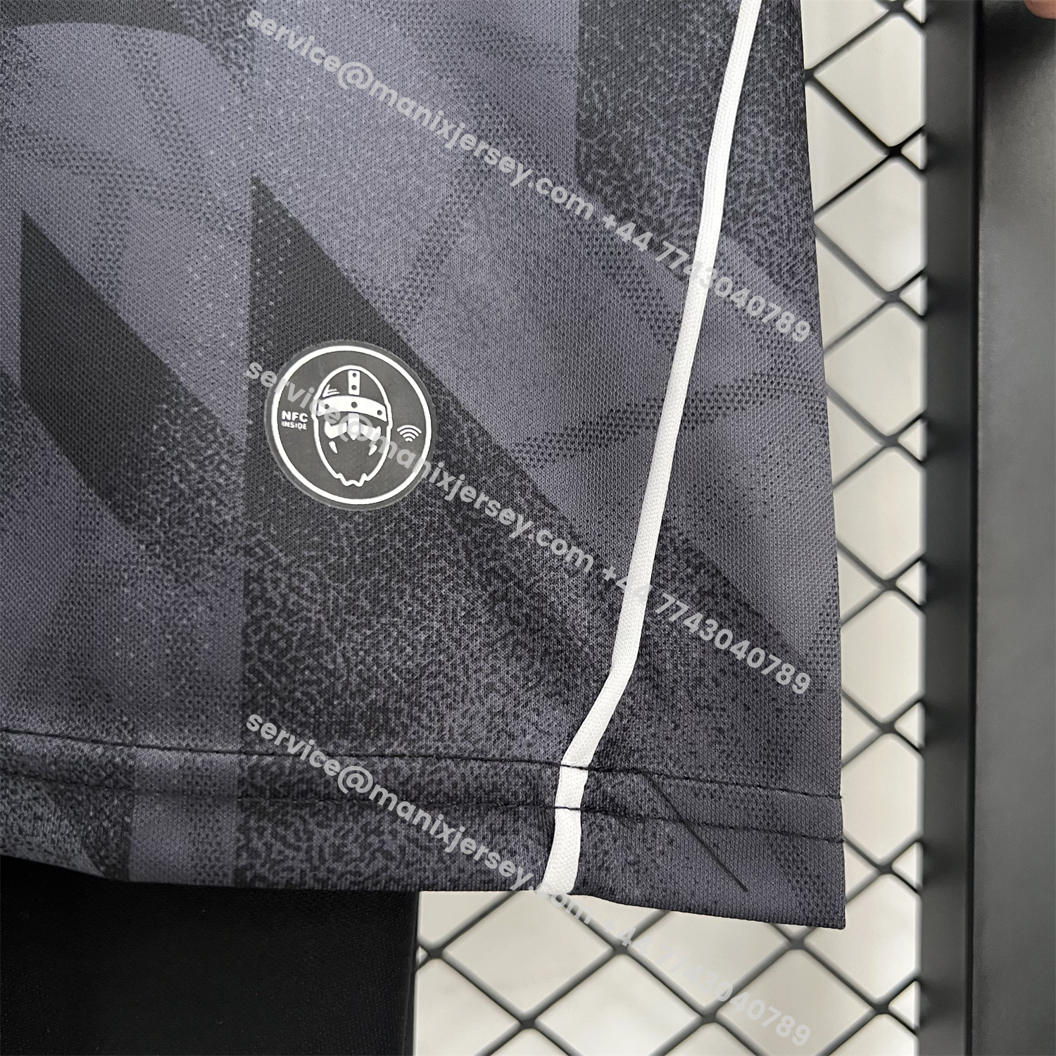 ManixJersey.com | Guimarães 25-26 Away Kids Kit -Customize Name, Number and Patch | Worldwide Shipping