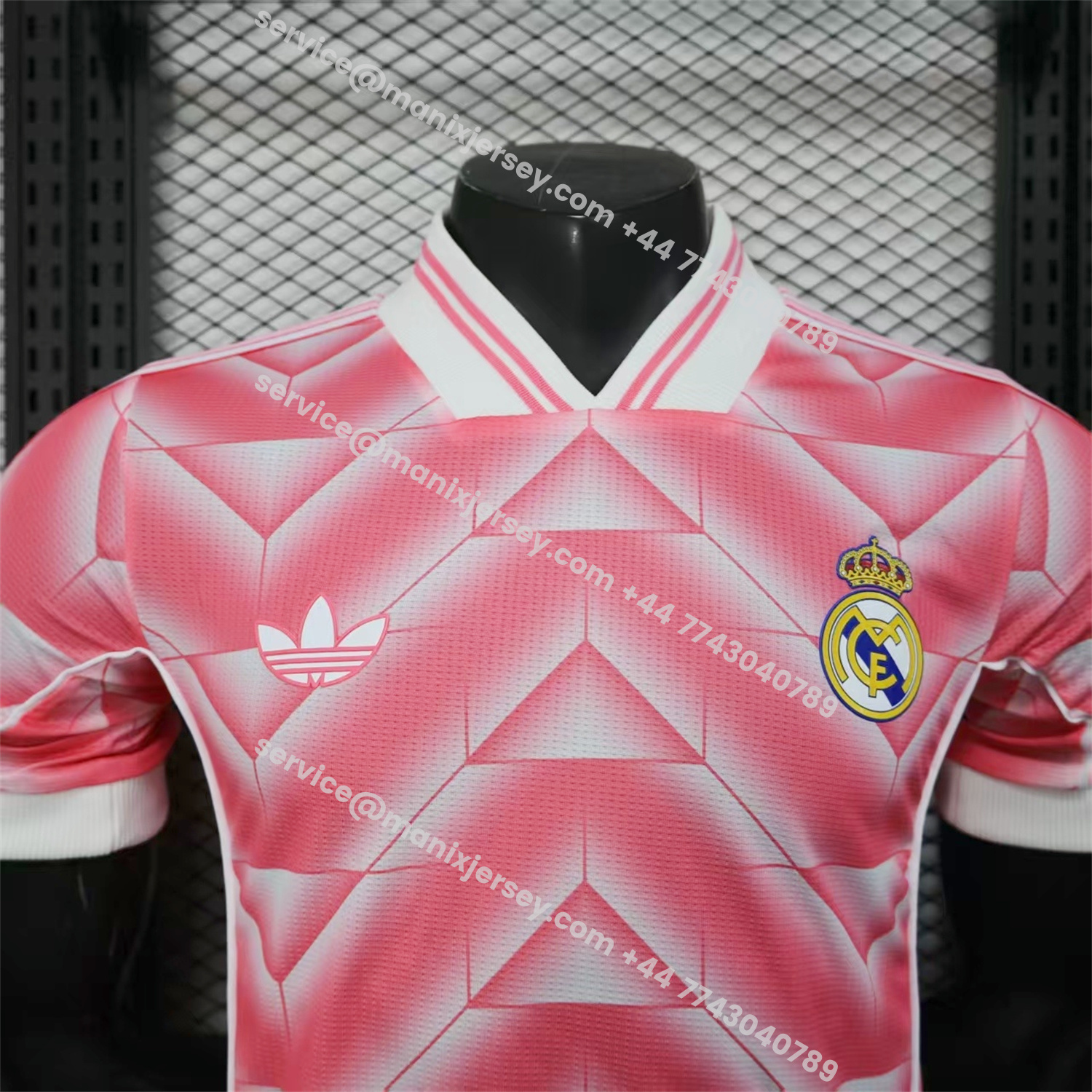 ManixJersey.com | Real Madrid 25-26 Refracted Pink Light White Special Jersey - Player Version -Customize Name, Number and Patch | Worldwide Shipping