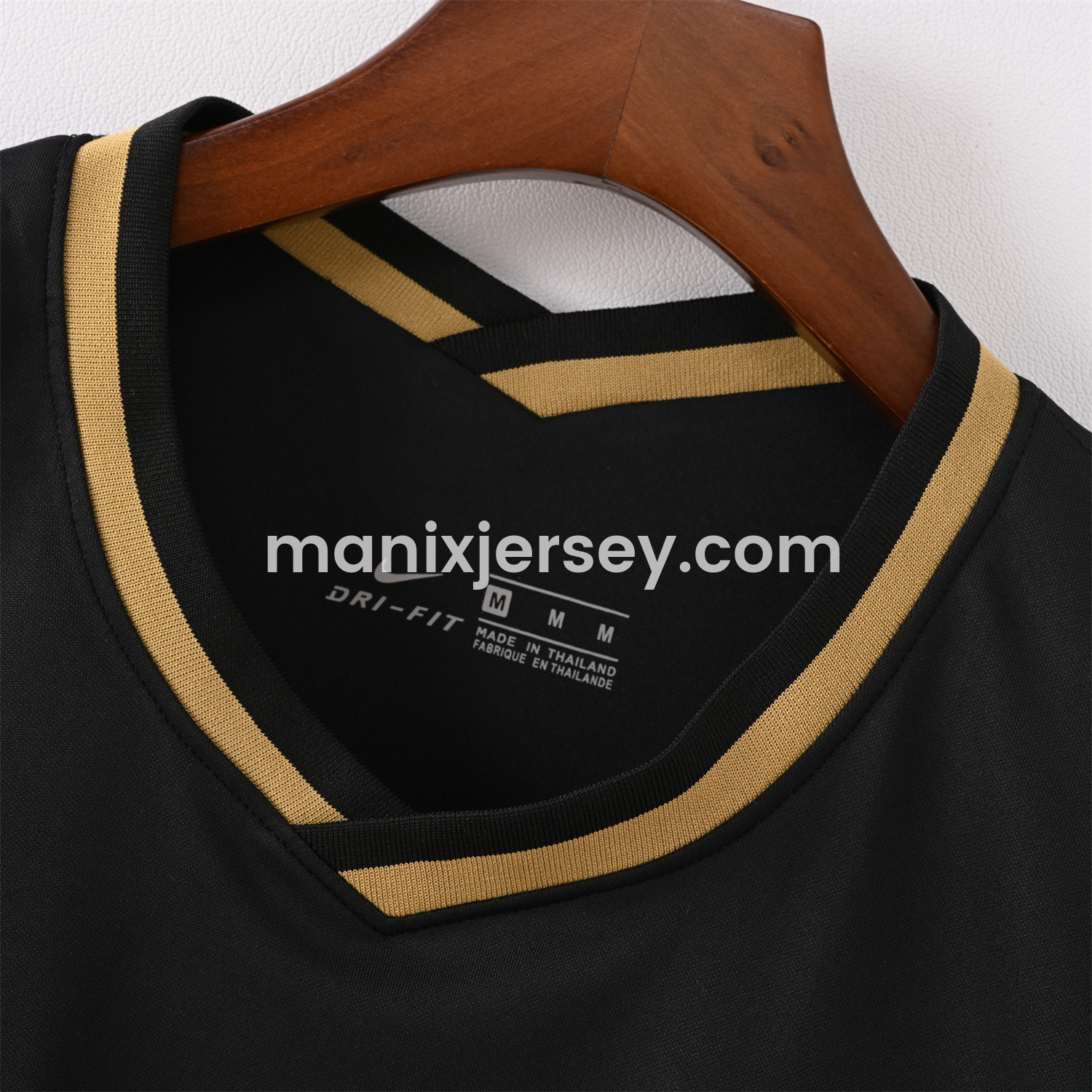 ManixJersey.com | Retro Barcelona 20-21 Away Long Sleeves Jersey -Customize Name, Number and Patch | Worldwide Shipping