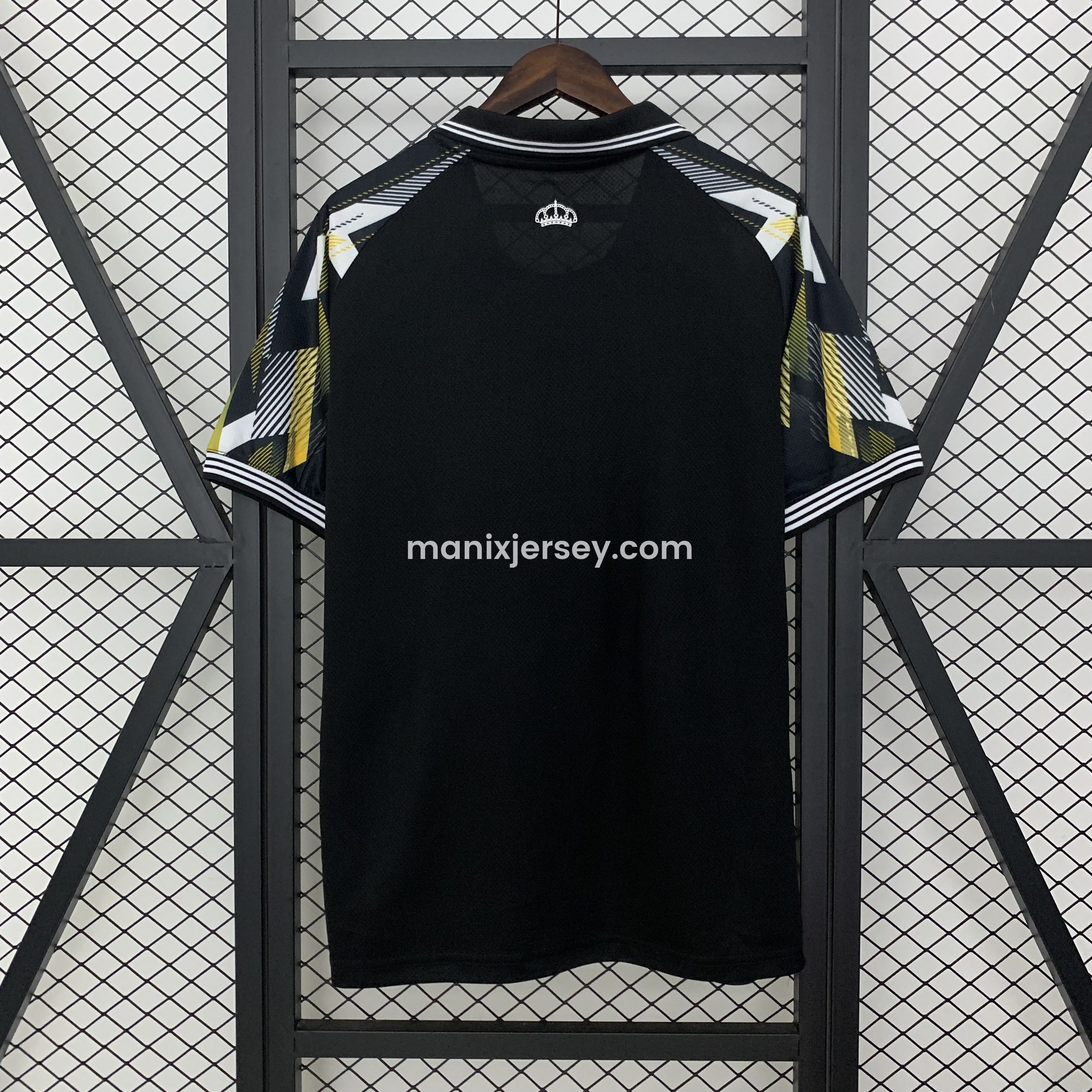 ManixJersey.com | Real Madrid 25-26 Black Gold White Three Bars Jersey - Fans Version -Customize Name, Number and Patch | Worldwide Shipping
