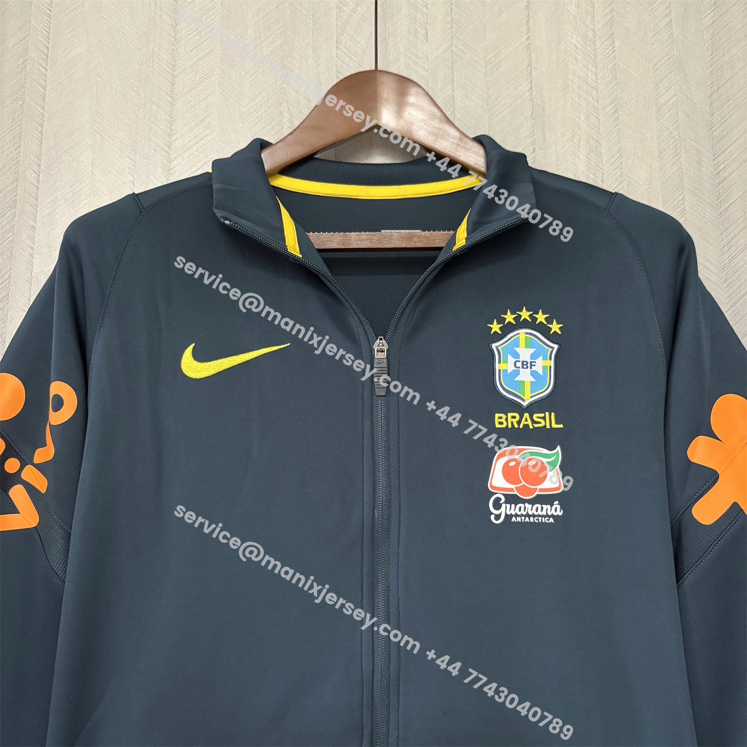 ManixJersey.com | Retro Brazil 2022 Pre-Match Dark Blue Unsponsored Windbreaker -Customize Name, Number and Patch | Worldwide Shipping