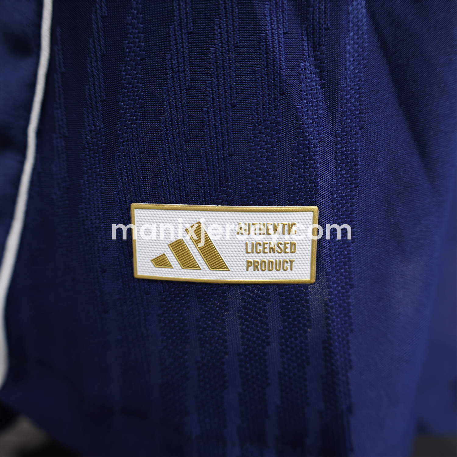 ManixJersey.com | Manchester United 25-26 Blue Training Jersey - Player Version -Customize Name, Number and Patch | Worldwide Shipping
