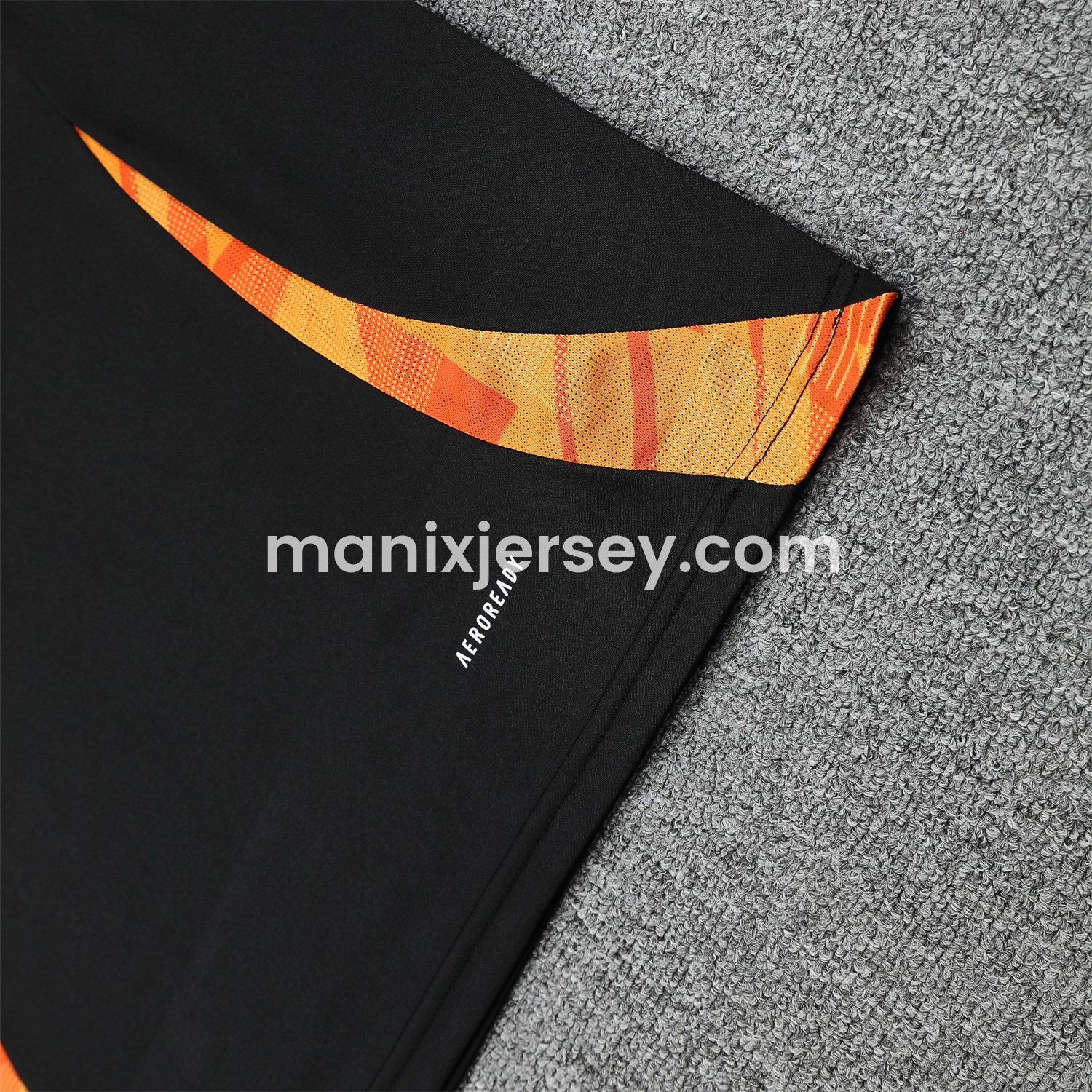 ManixJersey.com | Atletico Mineiro 25-26 Vest Training Set - Black Vest With Black Shorts -Customize Name, Number and Patch | Worldwide Shipping