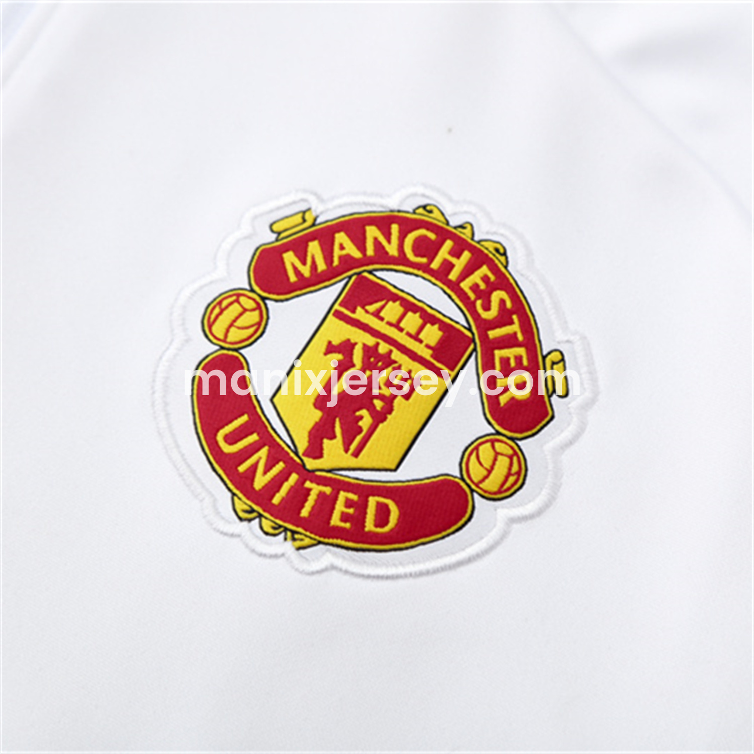 ManixJersey.com | Manchester United 25-26 Kid Long Sleeves Training Set - White Top & Black Pants -Customize Name, Number and Patch | Worldwide Shipping