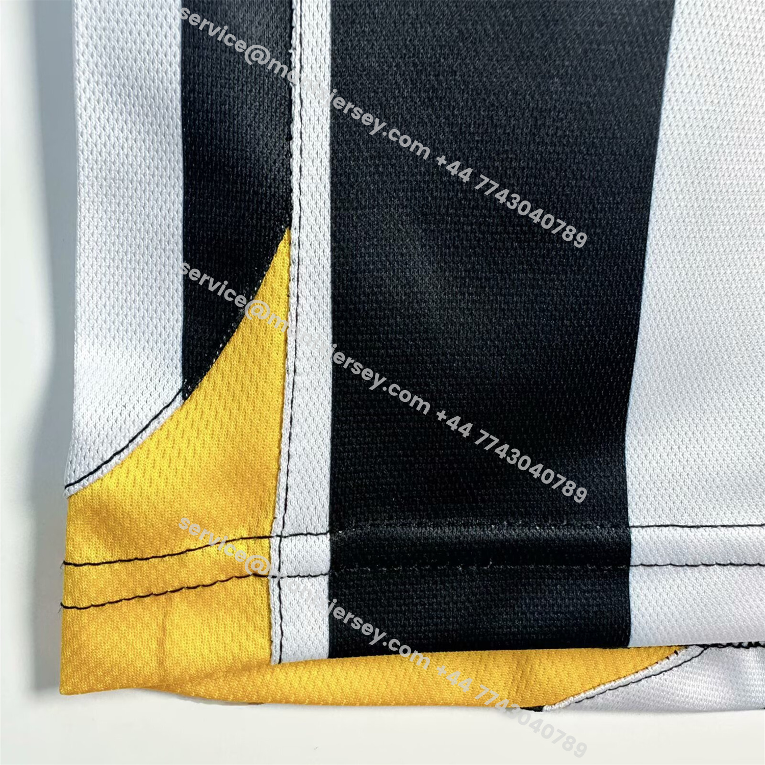 ManixJersey.com | Retro Juventus 2005-06 Home Jersey -Customize Name, Number and Patch | Worldwide Shipping