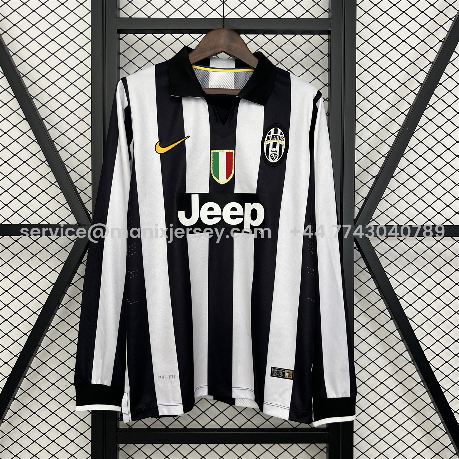 ManixJersey.com | Retro Juventus 2014-15 Home Long Sleeves Jersey -Customize Name, Number and Patch | Worldwide Shipping
