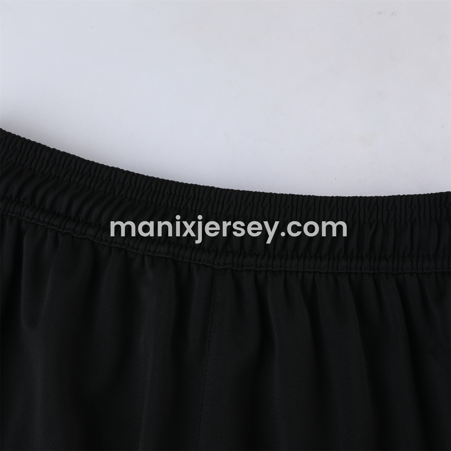 ManixJersey.com | Liver.pool 24-25 Long Sleeve Training Set - Red Stripe Top and Black Pants -Customize Name, Number and Patch | Worldwide Shipping