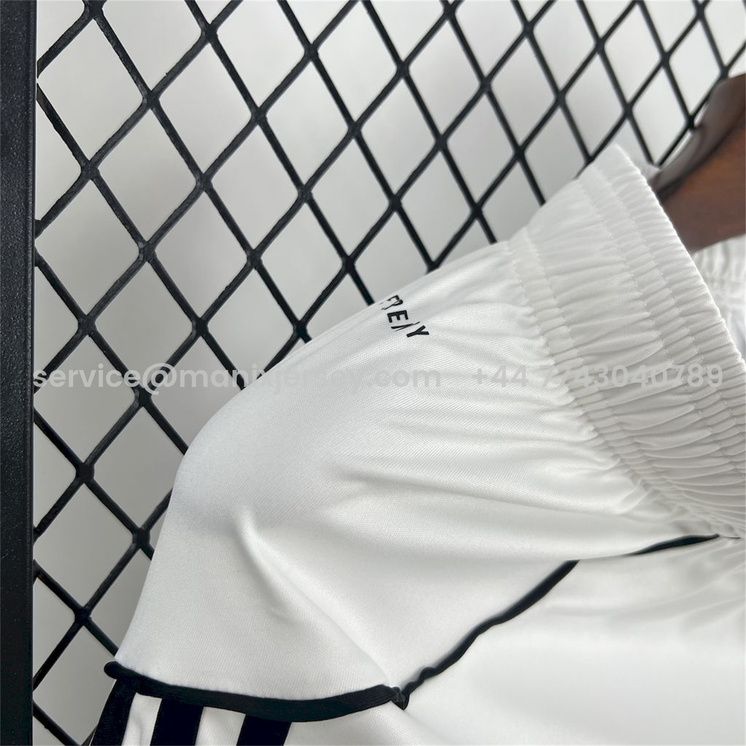 ManixJersey.com | Manchester United 25-26 Home White Shorts - Fans Version -Customize Name, Number and Patch | Worldwide Shipping