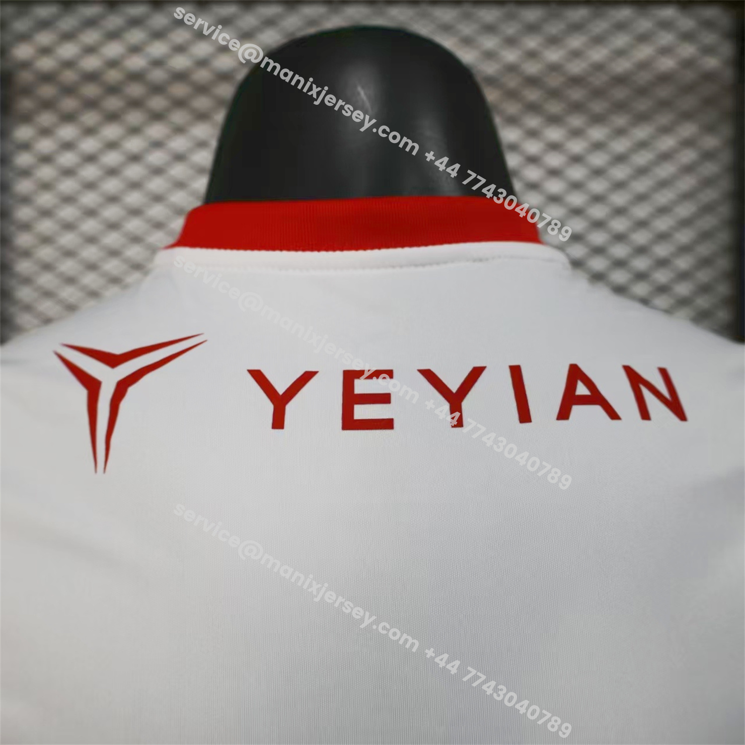 ManixJersey.com | Chivas de Guadalajara 25-26 White Special Jersey - Player Version -Customize Name, Number and Patch | Worldwide Shipping