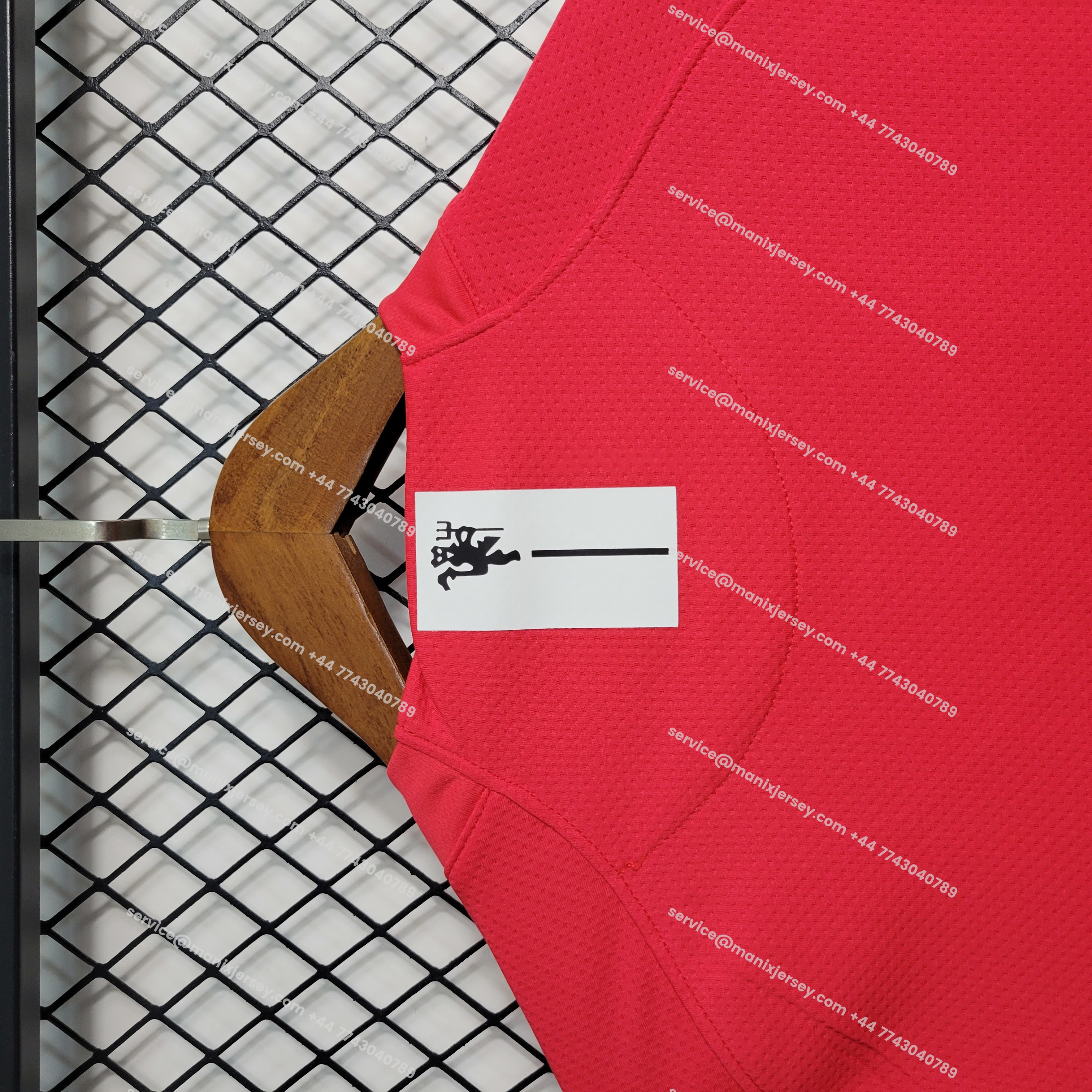 ManixJersey.com | Retro Manchester United 08-09 Home Long Sleeve Jersey -Customize Name, Number and Patch | Worldwide Shipping