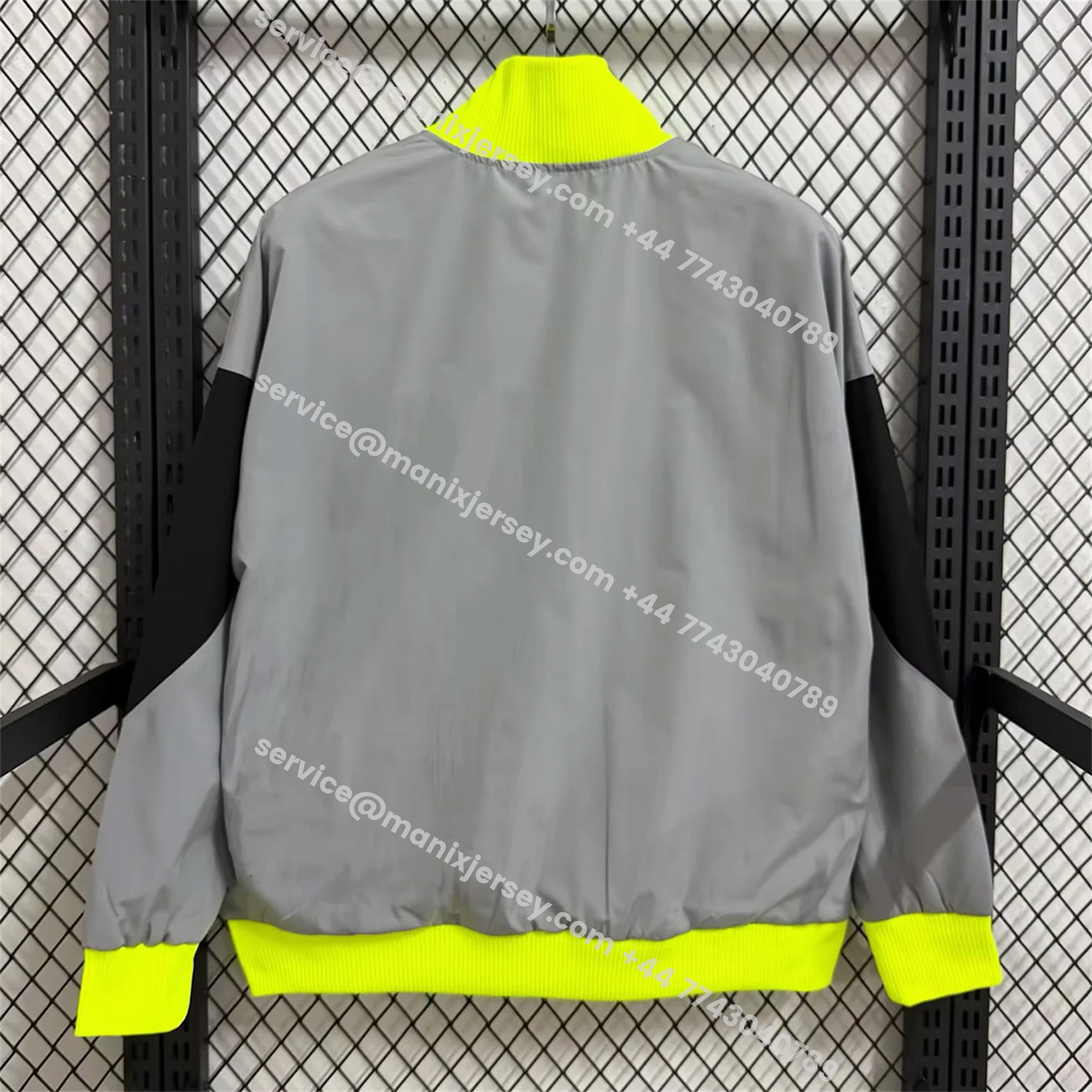 ManixJersey.com | Sporting CP 25-26 Windbreaker Jacket - Grey -Customize Name, Number and Patch | Worldwide Shipping