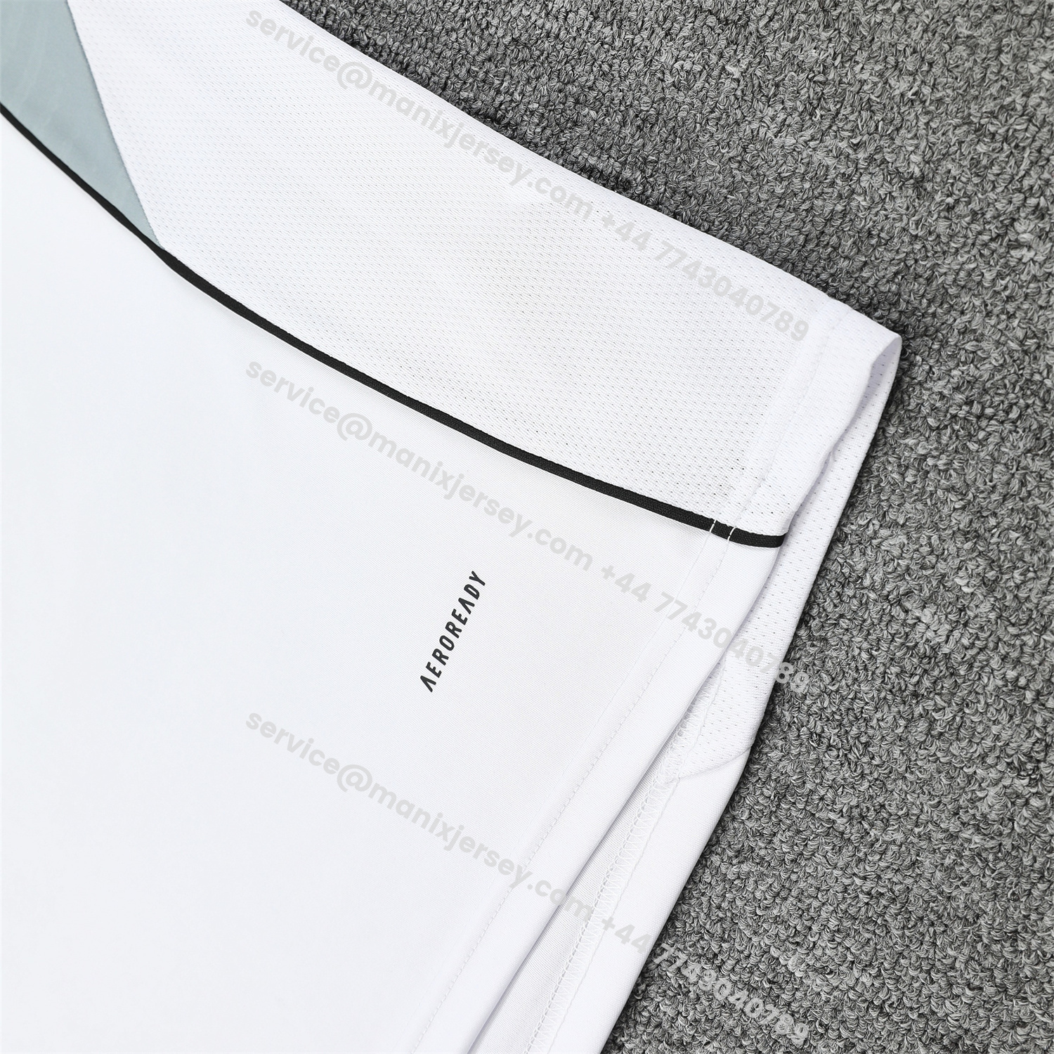 ManixJersey.com | Real Madrid 25-26 Vest Training Set - Grey And White Vest & Black Shorts -Customize Name, Number and Patch | Worldwide Shipping