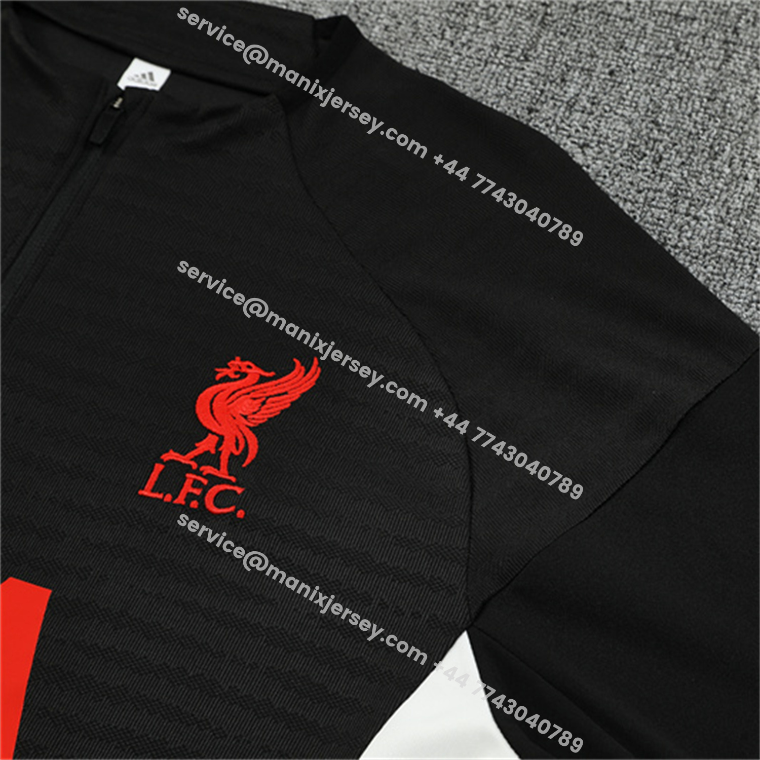 ManixJersey.com | Liver.pool 25-26 Long Sleeve Training Set - Player Version - Black Top & Black Pants -Customize Name, Number and Patch | Worldwide Shipping