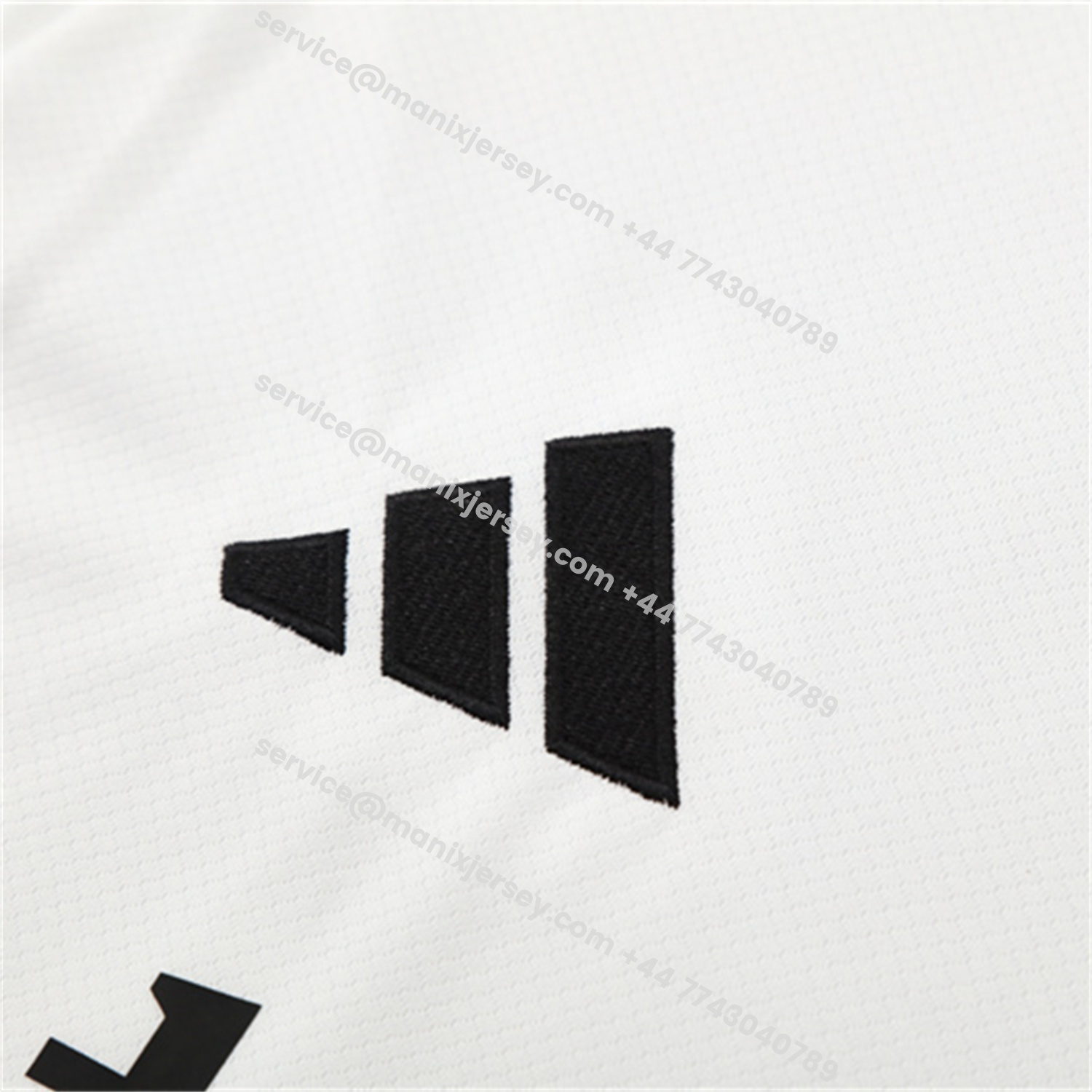 ManixJersey.com | Manchester United 25-26 Kids Short-Sleeve Training Set - White Purple Top & Black Shorts -Customize Name, Number and Patch | Worldwide Shipping