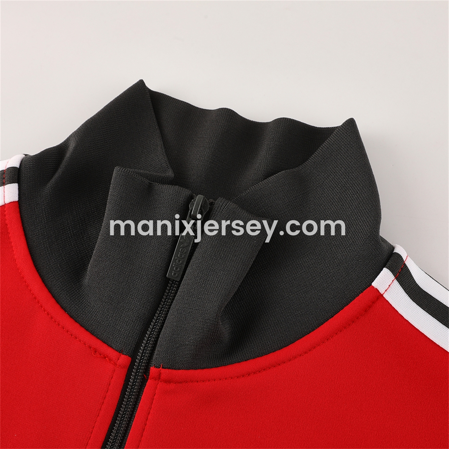 ManixJersey.com | Manchester United 24-25 Throwback Jacket Training Tracksuit - Red Jackets & Grey Pants -Customize Name, Number and Patch | Worldwide Shipping