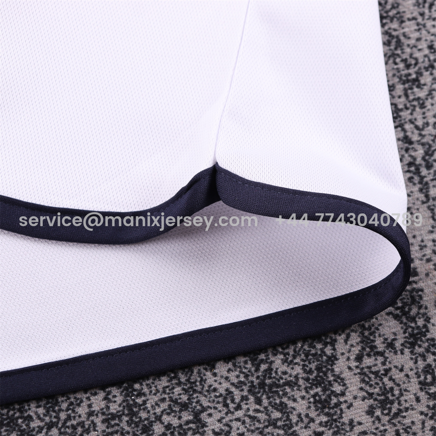 ManixJersey.com | Retro Real Madrid 2000-01 Home Kids Kit -Customize Name, Number and Patch | Worldwide Shipping