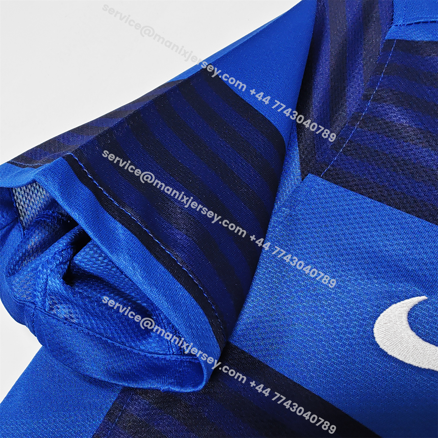 ManixJersey.com | Retro Manchester United 2011-12 Away Jersey -Customize Name, Number and Patch | Worldwide Shipping