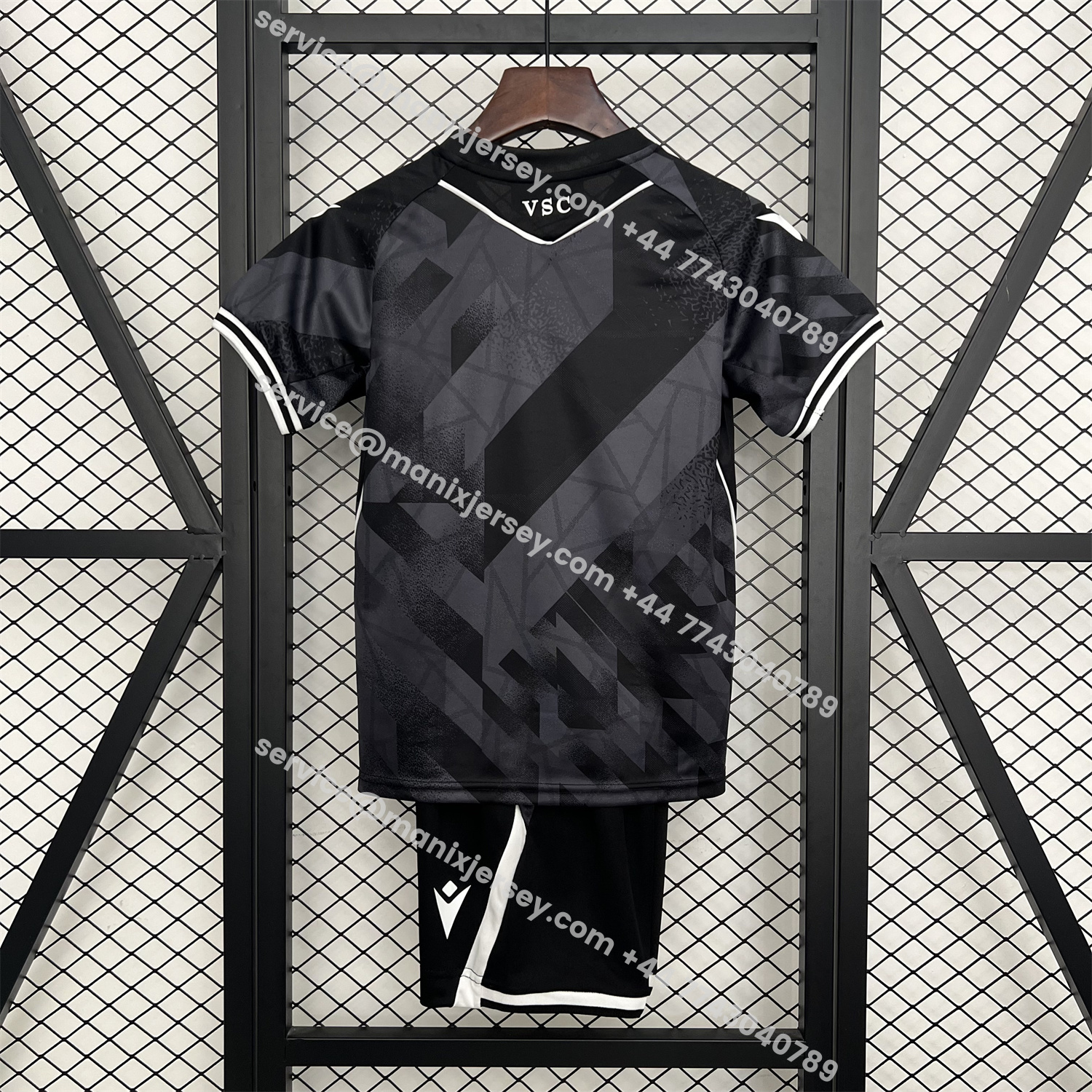 ManixJersey.com | Guimarães 25-26 Away Kids Kit -Customize Name, Number and Patch | Worldwide Shipping