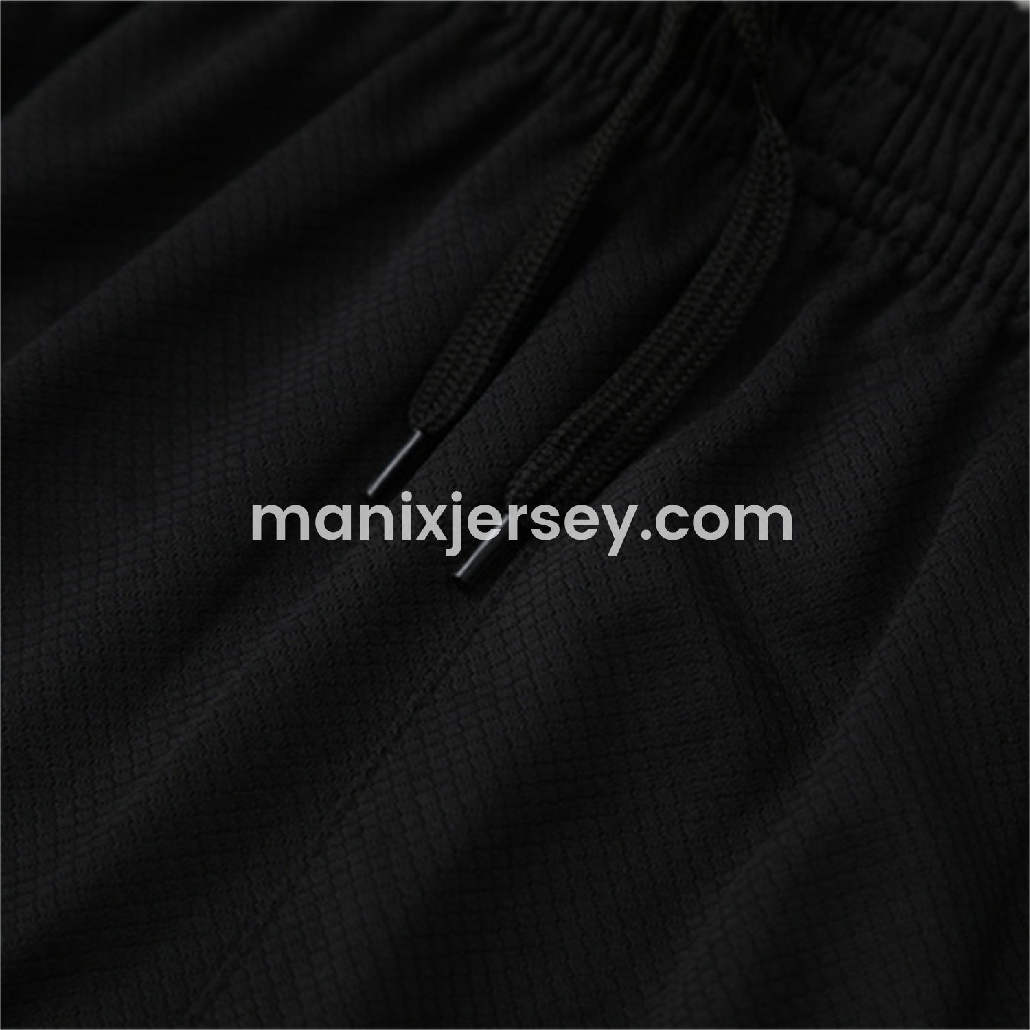 ManixJersey.com | Real Madrid 25-26 Short-Sleeve Training Set - Pink Black Top & Black Shorts -Customize Name, Number and Patch | Worldwide Shipping